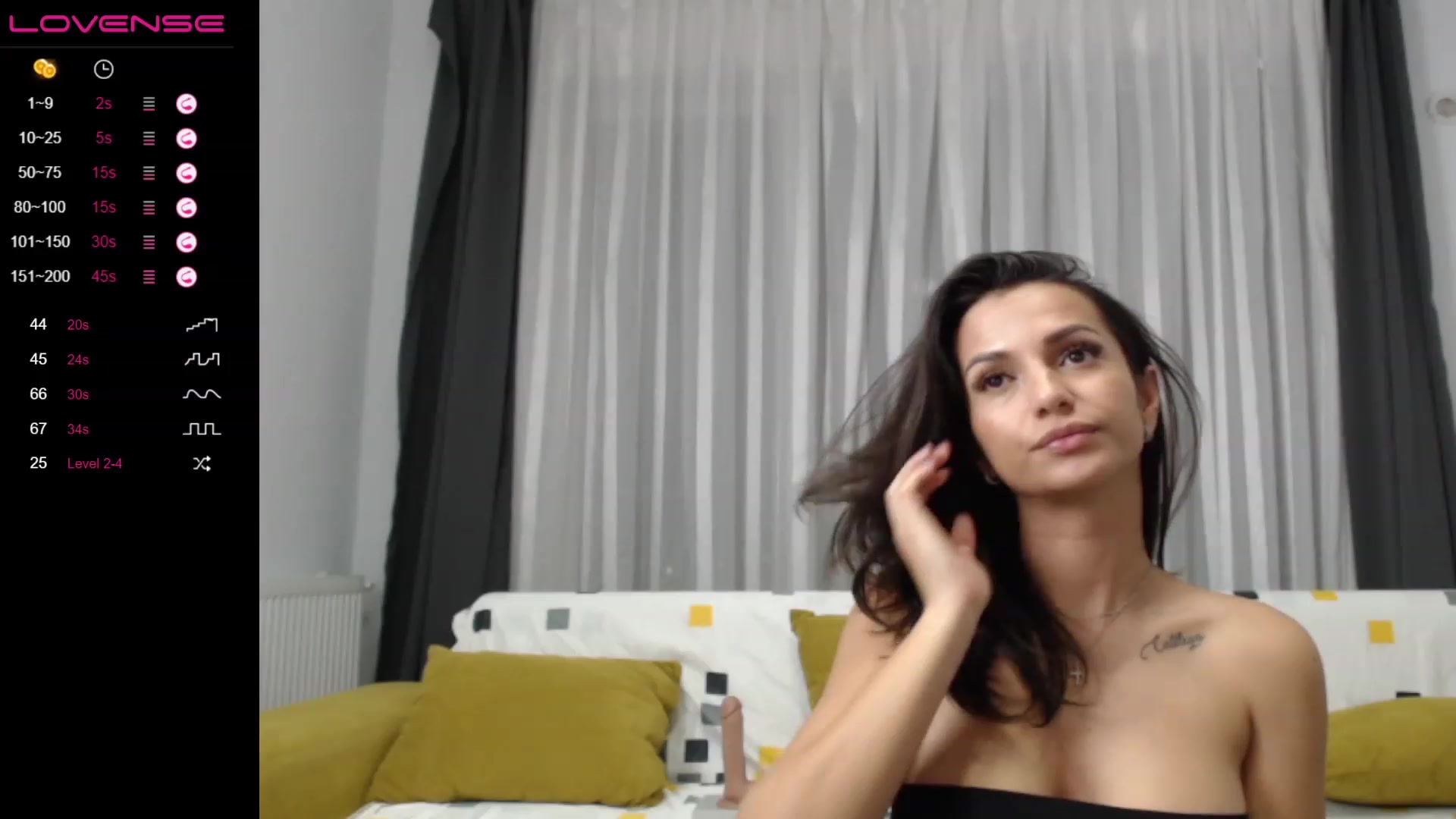Gallery image thumbnail from Aana_lise's myfreecams stream on, 01/17/2023, 20:40 image 17 of 20