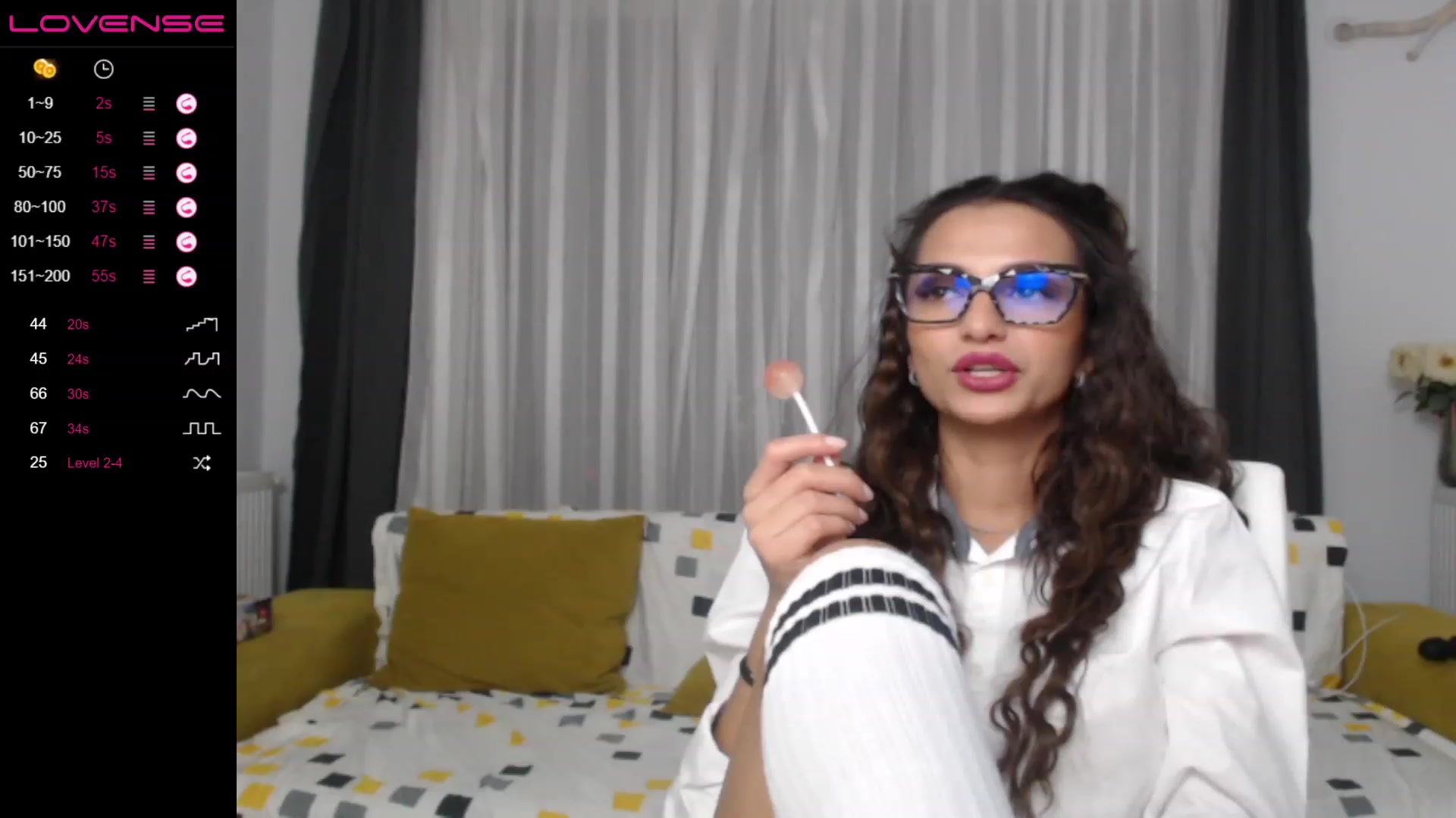 Gallery image thumbnail from Aana_lise's myfreecams stream on, 01/31/2023, 19:32 image 4 of 20
