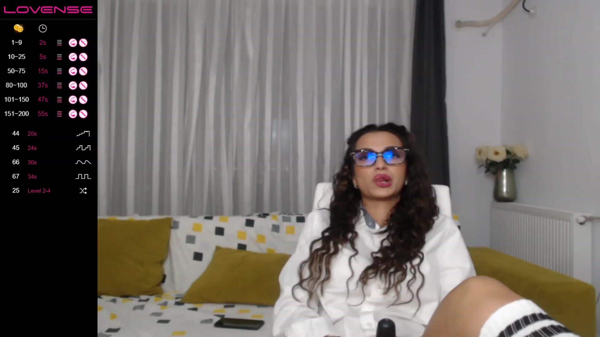 Gallery image thumbnail from Aana_lise's myfreecams stream on, 01/31/2023, 21:23 image 12 of 20
