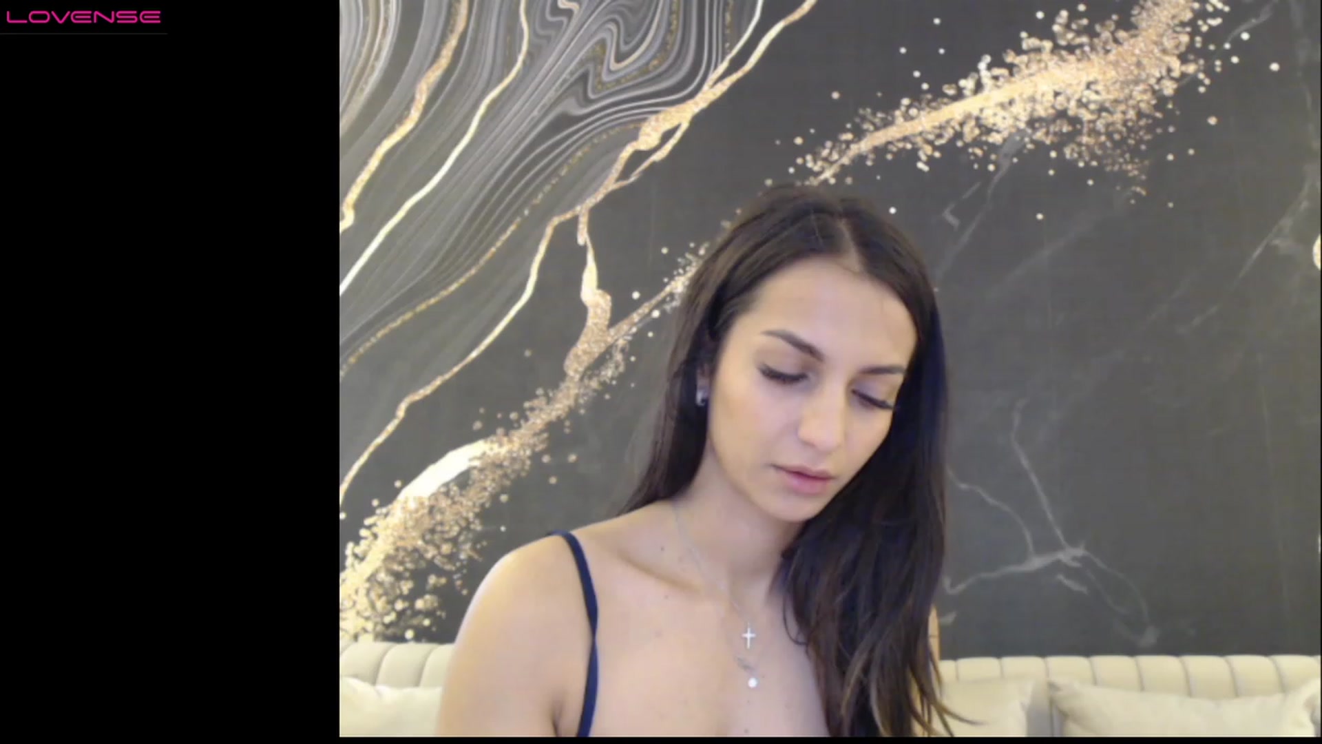 Gallery image thumbnail from Aana_lise's myfreecams stream on, 03/16/2023, 07:37 image 20 of 20
