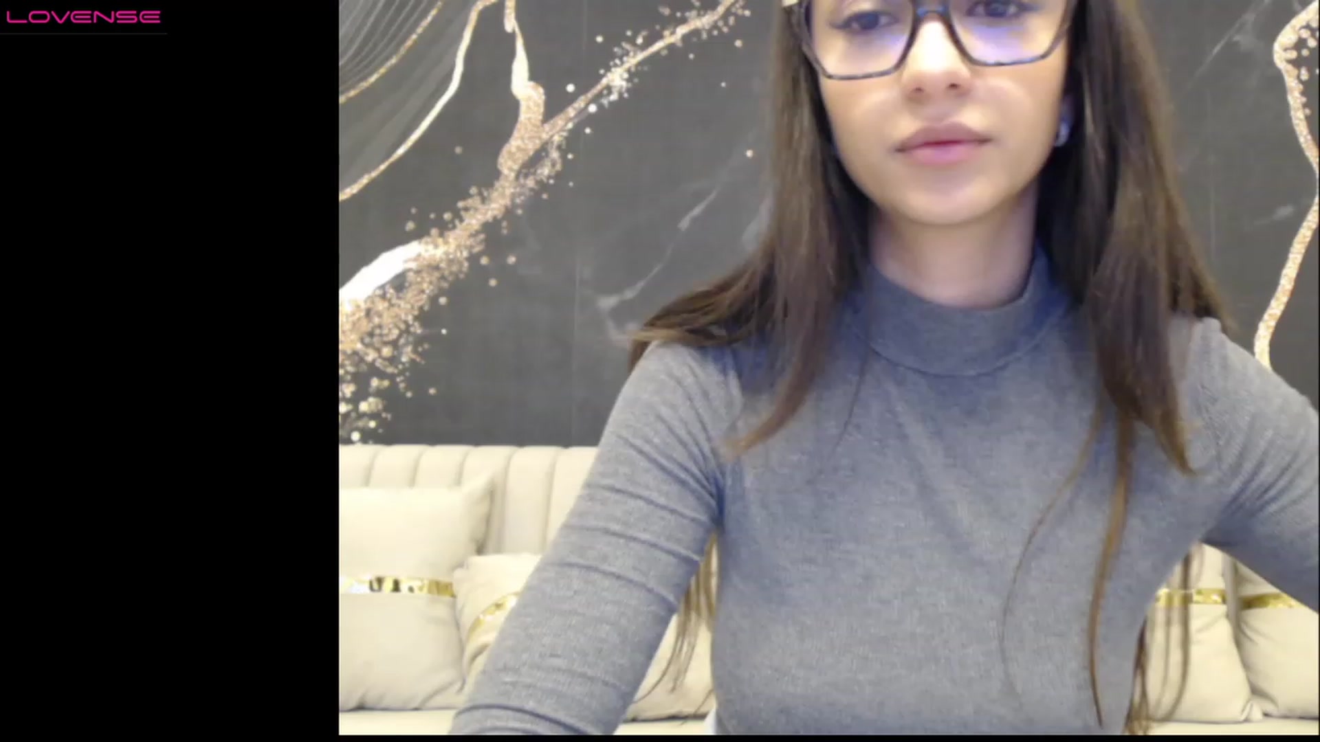 Gallery image thumbnail from Aana_lise's myfreecams stream on, 03/16/2023, 23:04 image 2 of 20
