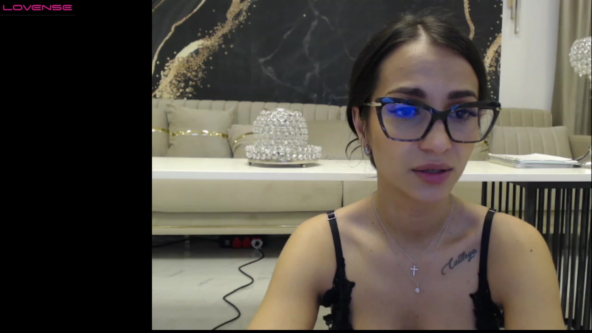 Gallery image thumbnail from Aana_lise's myfreecams stream on, 03/17/2023, 20:56 image 20 of 20