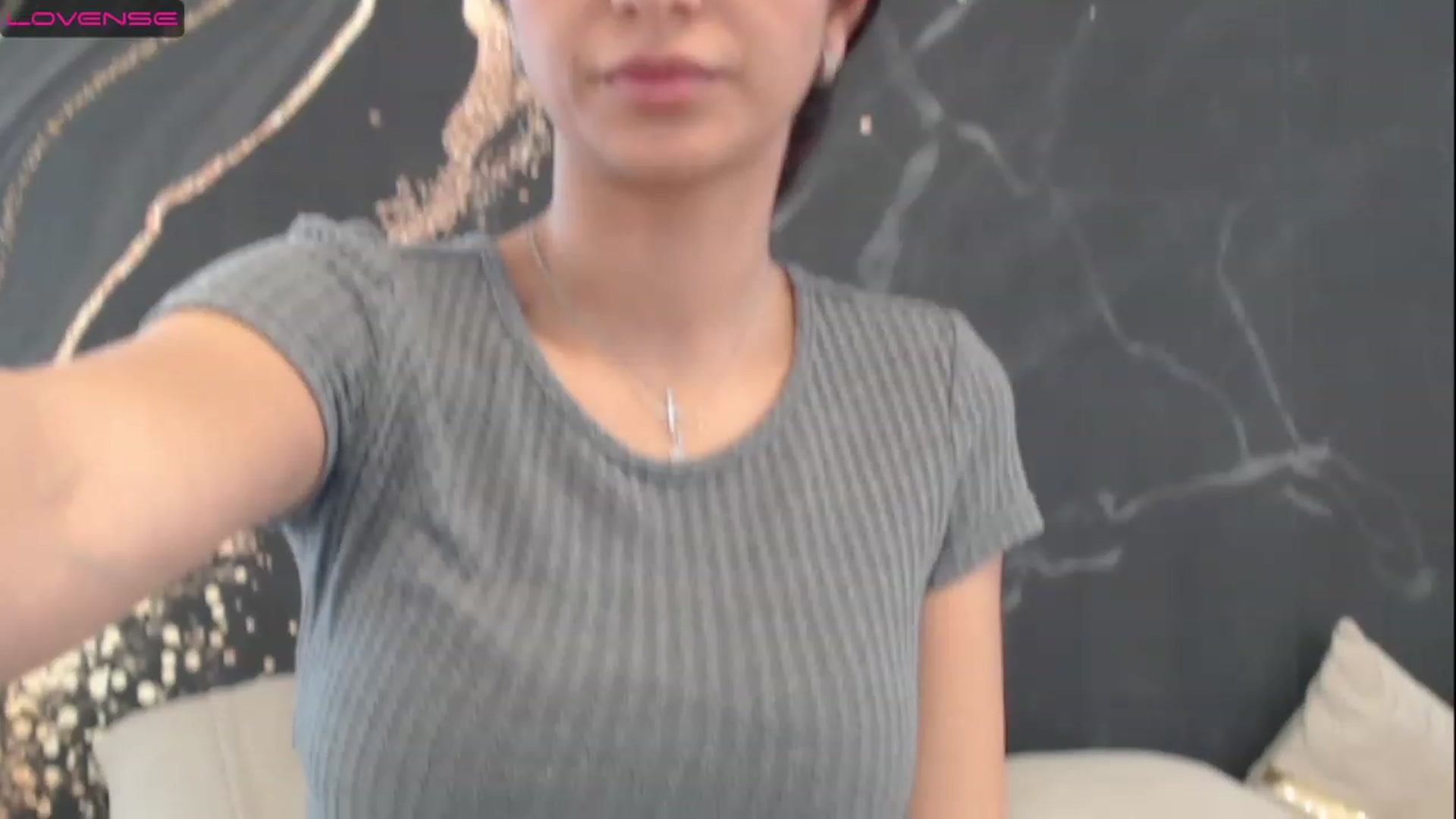 Gallery image thumbnail from Aana_lise's myfreecams stream on, 03/21/2023, 13:41 image 13 of 20