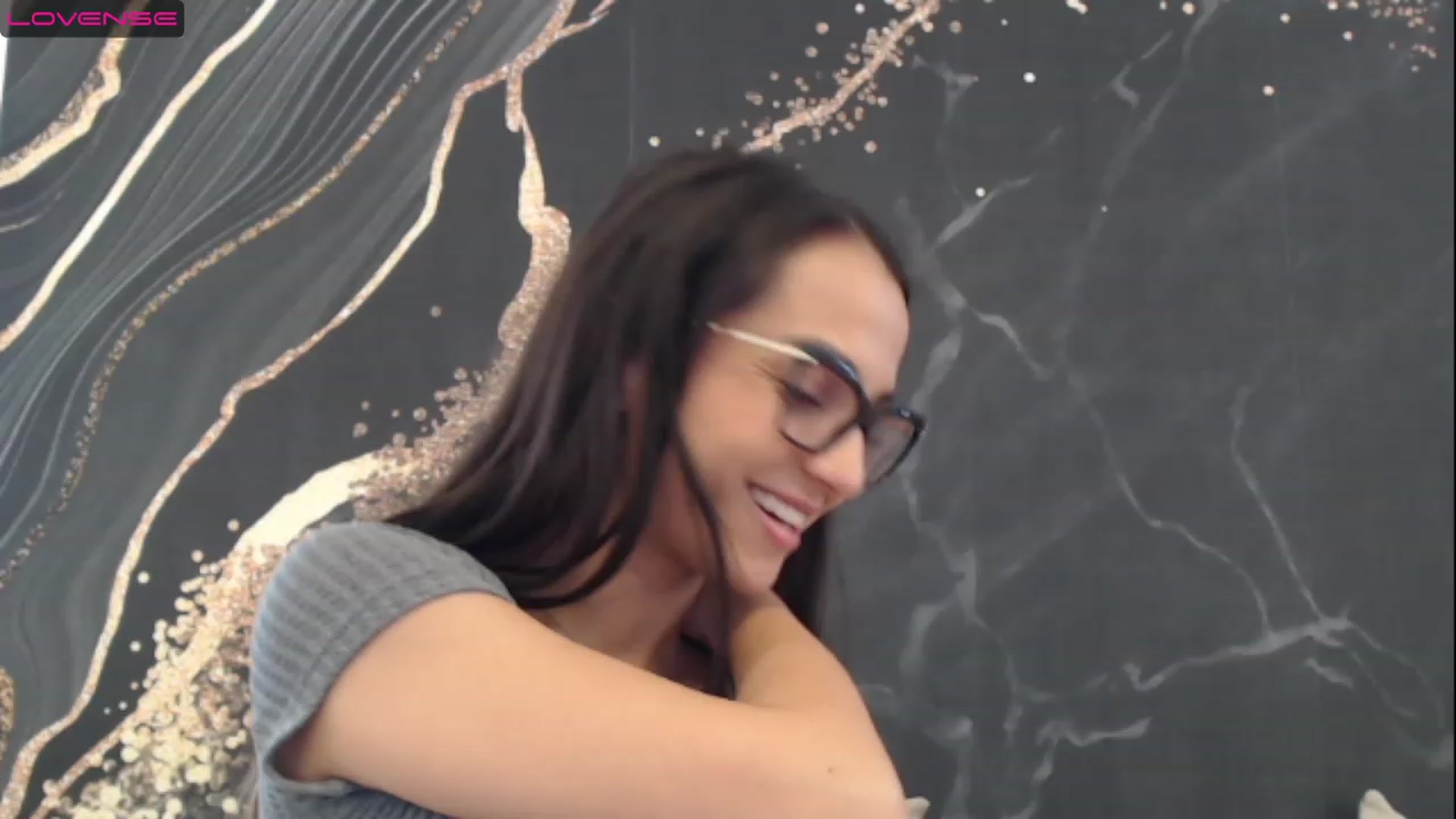 Gallery image thumbnail from Aana_lise's myfreecams stream on, 03/21/2023, 13:41 image 2 of 20