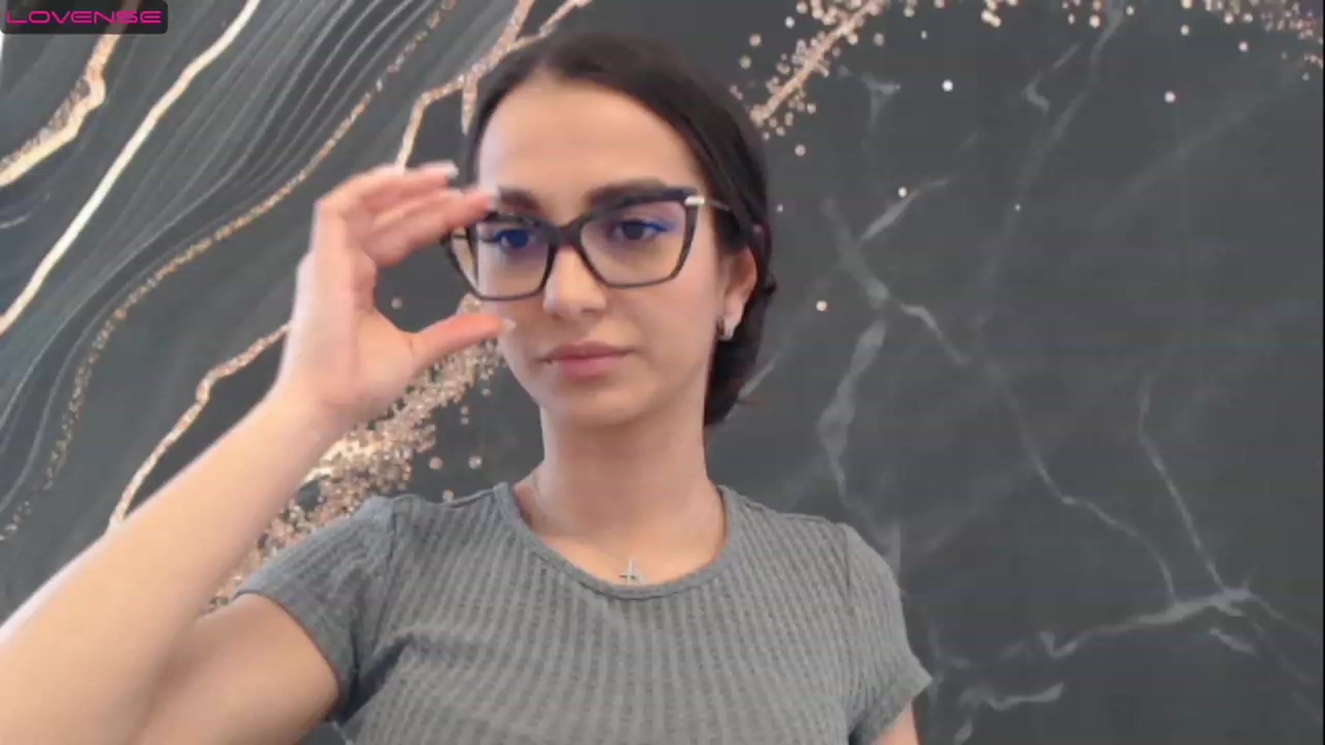 Gallery image thumbnail from Aana_lise's myfreecams stream on, 03/21/2023, 13:41 image 10 of 20