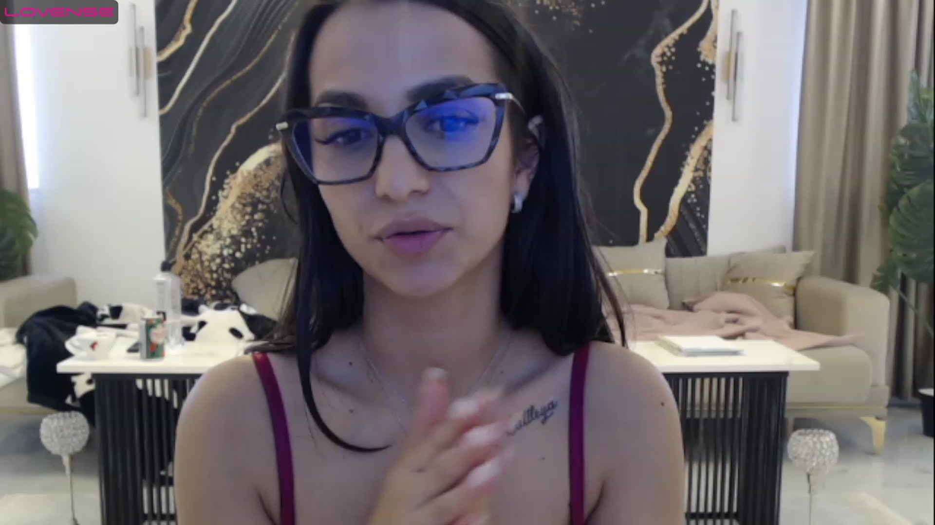 Gallery image thumbnail from Aana_lise's myfreecams stream on, 03/21/2023, 16:09 image 5 of 20