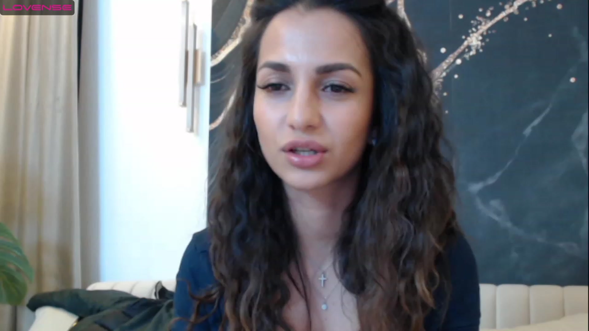 Gallery image thumbnail from Aana_lise's myfreecams stream on, 03/22/2023, 19:43 image 10 of 20