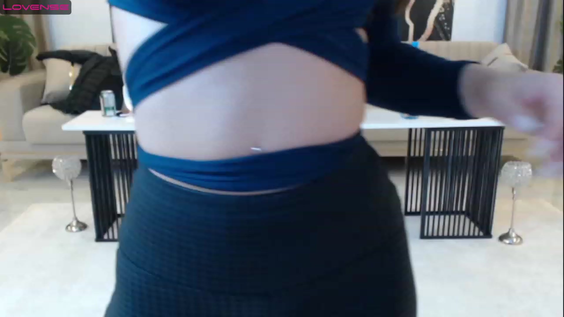 Gallery image thumbnail from Aana_lise's myfreecams stream on, 03/22/2023, 20:39 image 1 of 20