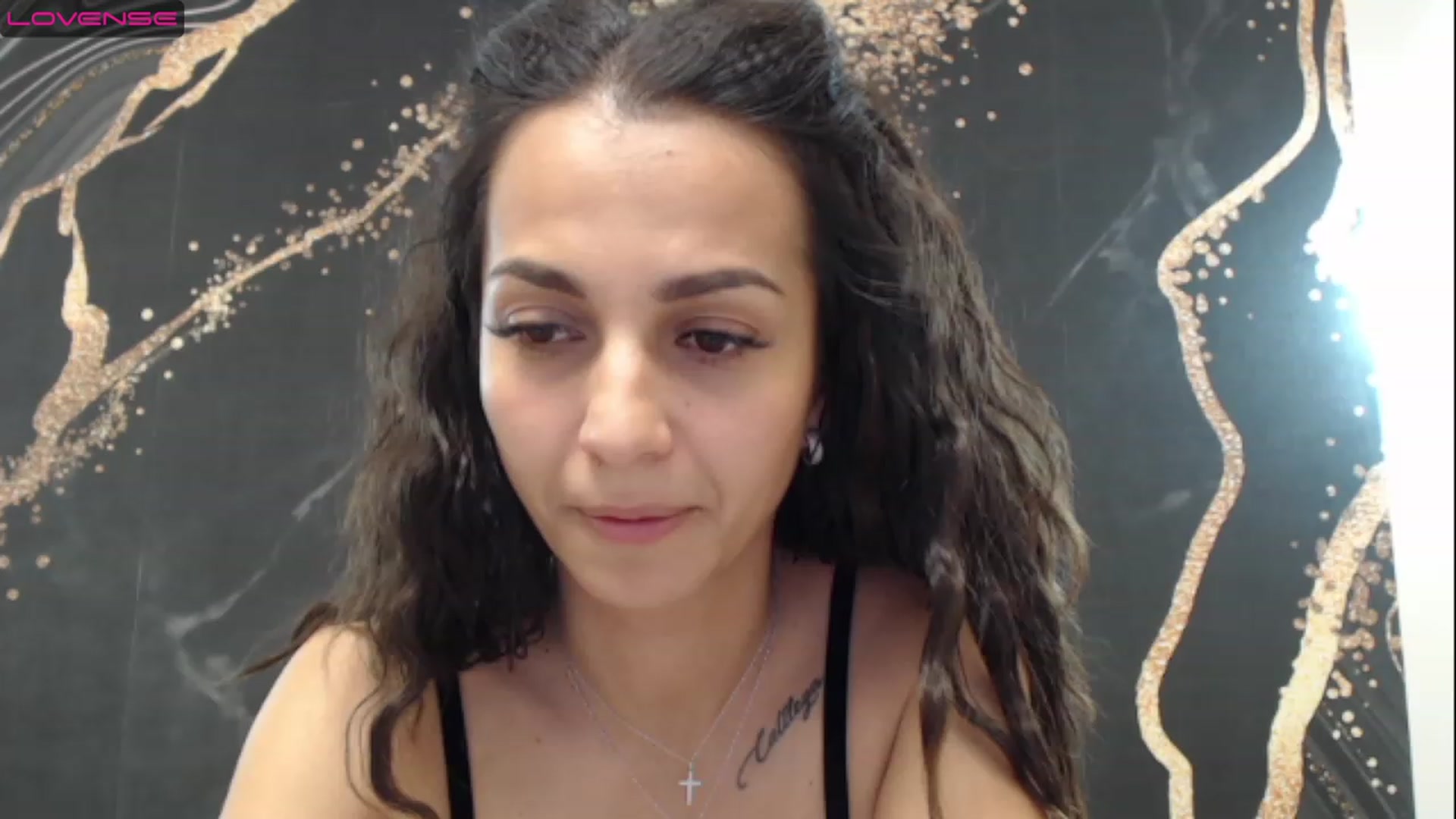 Gallery image thumbnail from Aana_lise's myfreecams stream on, 03/23/2023, 21:37 image 14 of 20