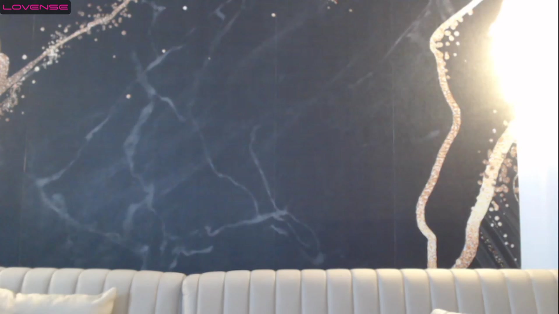 Gallery image thumbnail from Aana_lise's myfreecams stream on, 03/29/2023, 21:24 image 18 of 20