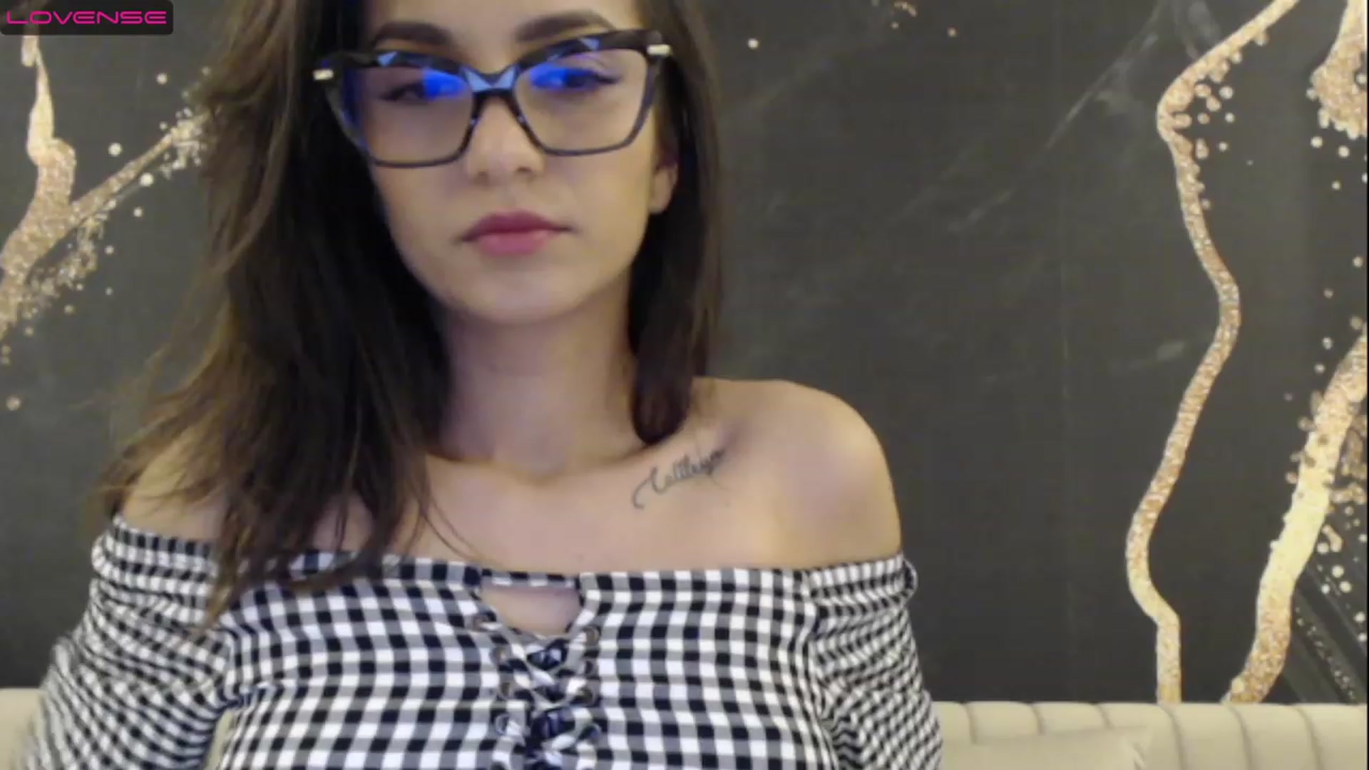 Gallery image thumbnail from Aana_lise's myfreecams stream on, 04/05/2023, 19:55 image 12 of 20