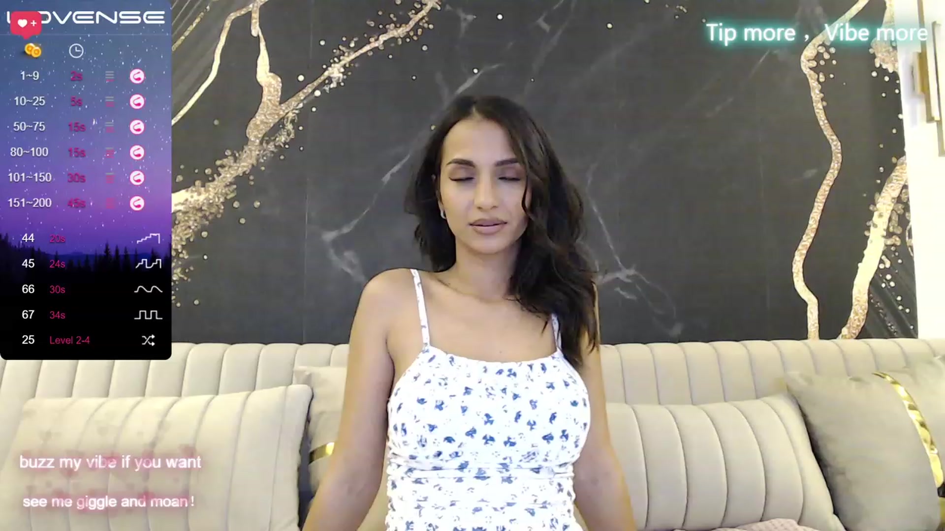 Gallery image thumbnail from Aana_lise's myfreecams stream on, 04/28/2023, 18:09 image 15 of 20