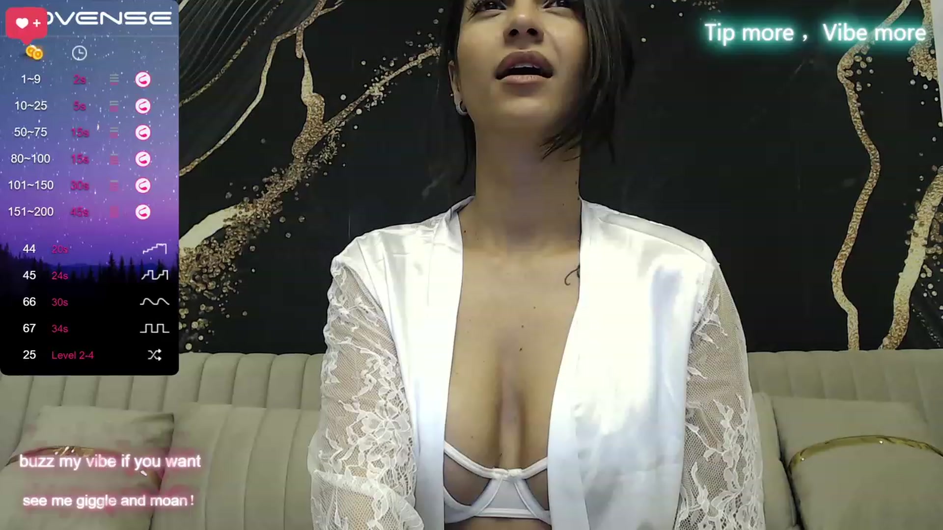 Gallery image thumbnail from Aana_lise's myfreecams stream on, 05/03/2023, 18:58 image 14 of 20