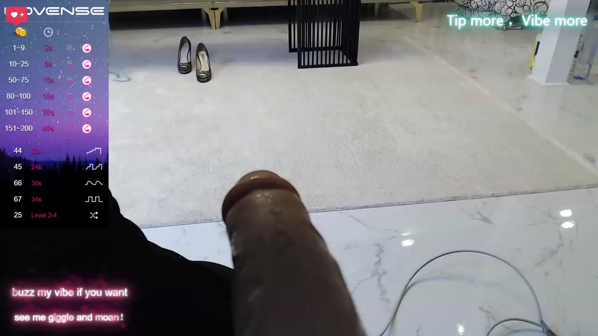 Gallery image thumbnail from Aana_lise's myfreecams stream on, 05/10/2023, 21:57 image 17 of 20