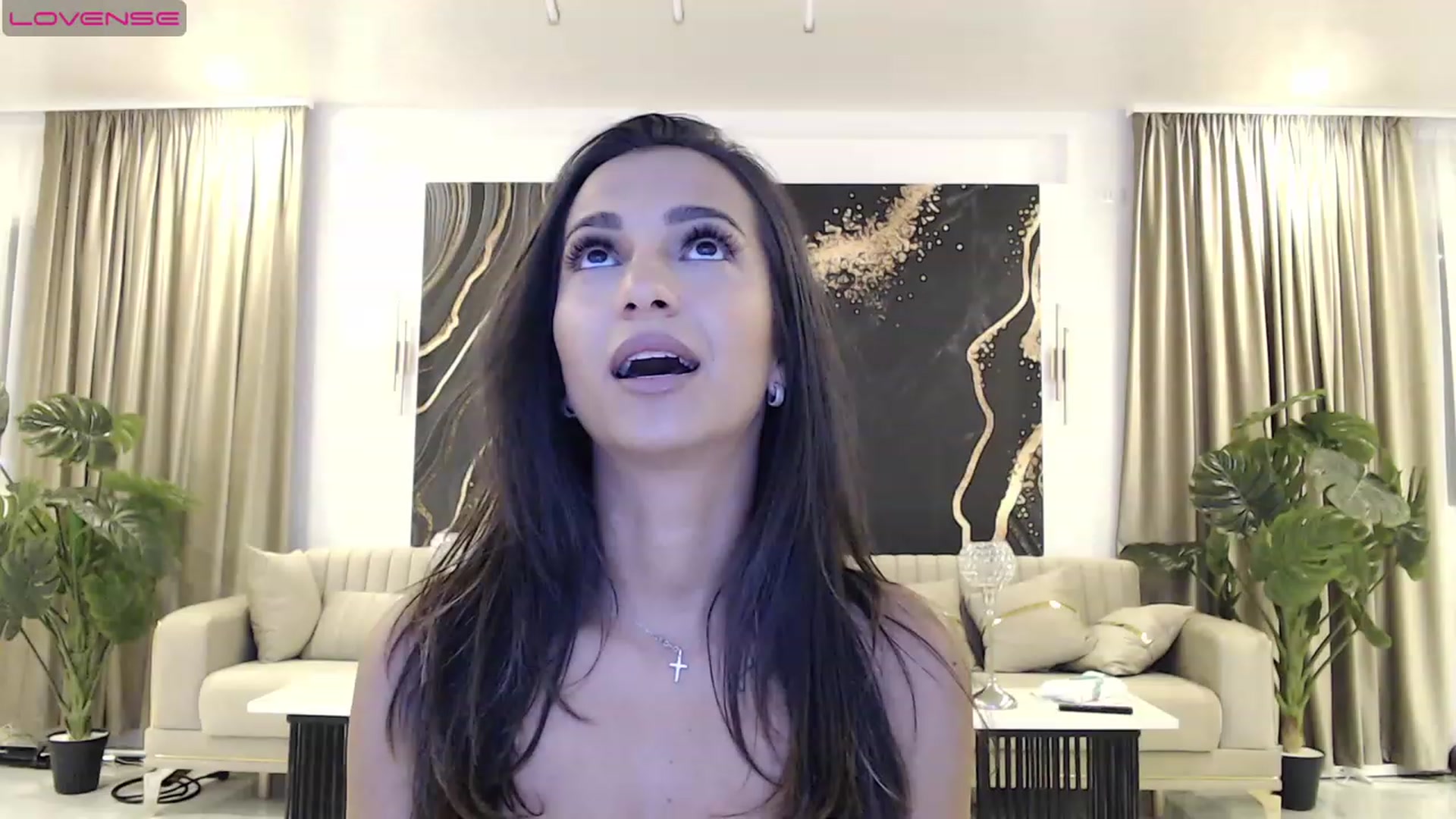 Gallery image thumbnail from Aana_lise's myfreecams stream on, 06/12/2023, 19:17 image 4 of 20