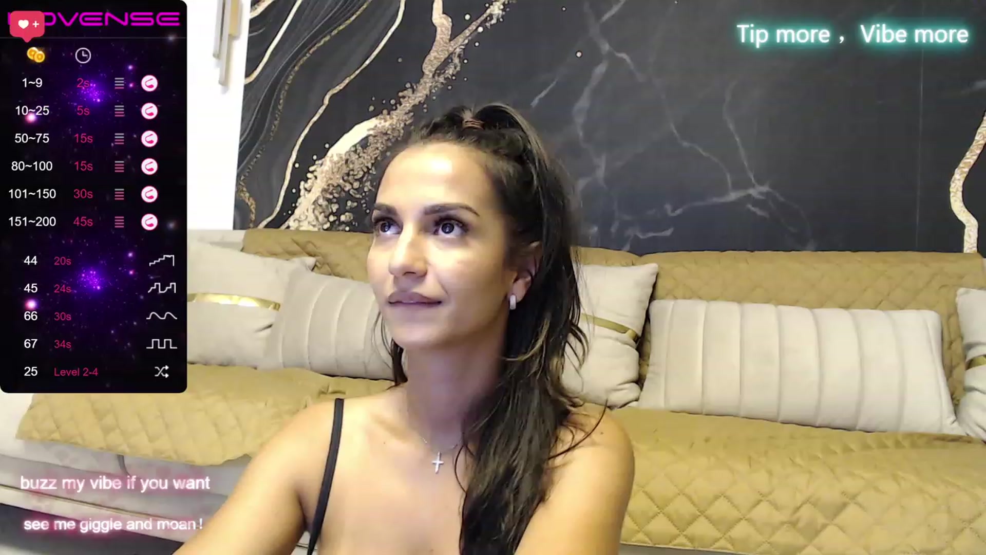 Gallery image thumbnail from Aana_lise's myfreecams stream on, 06/26/2023, 21:05 image 13 of 20