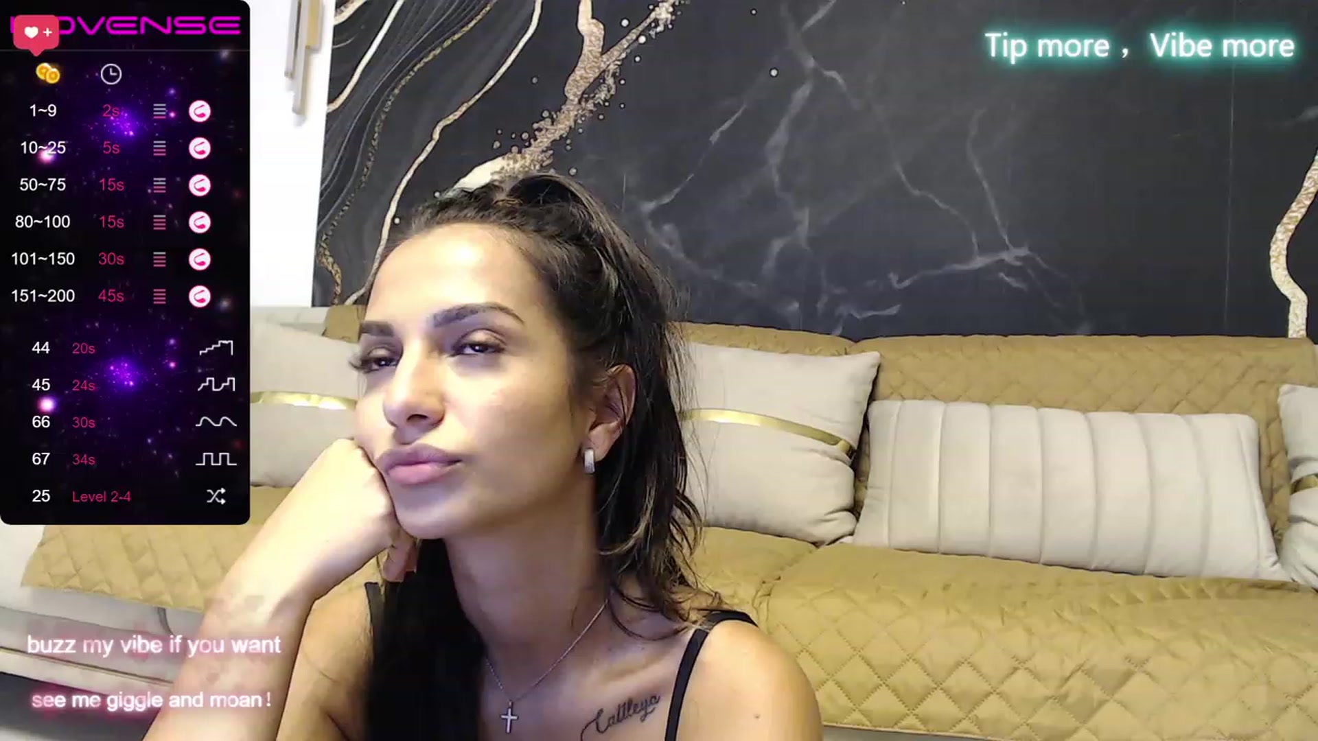 Gallery image thumbnail from Aana_lise's myfreecams stream on, 06/26/2023, 21:05 image 11 of 20