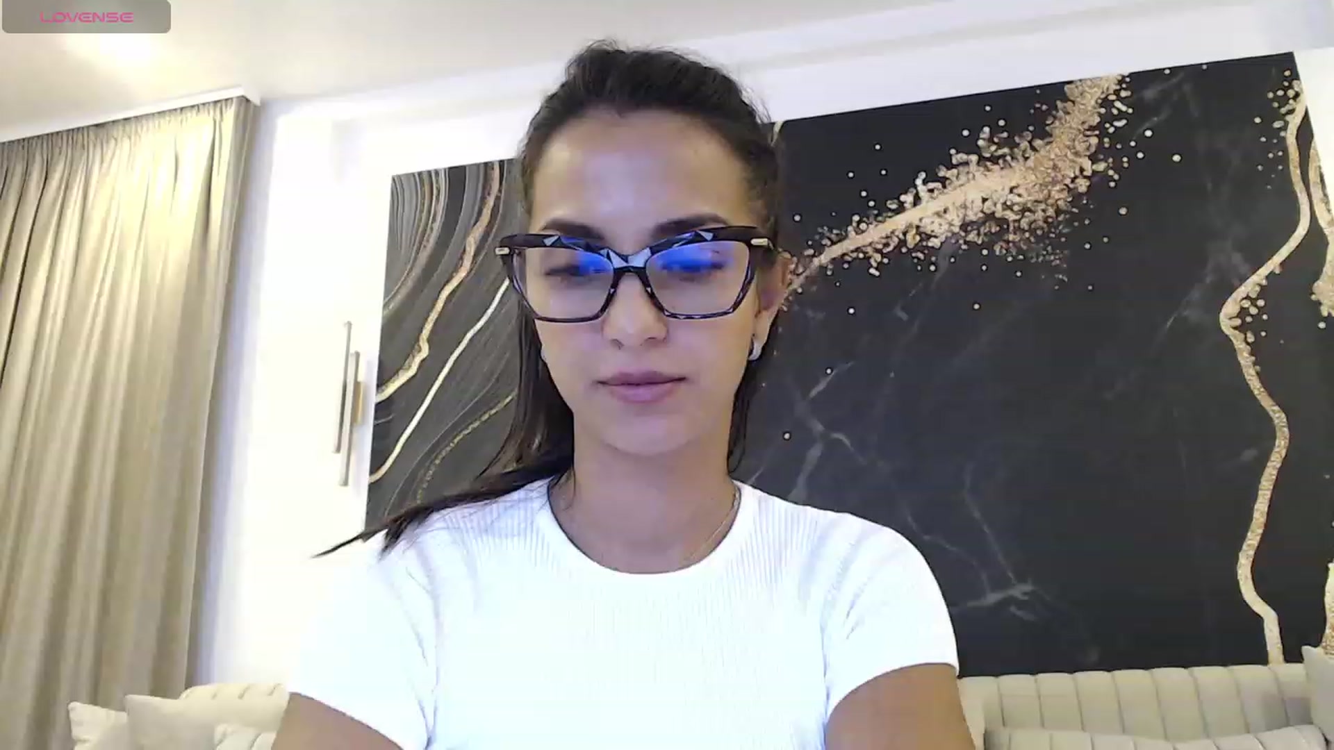 Gallery image thumbnail from Aana_lise's myfreecams stream on, 09/20/2023, 18:09 image 8 of 20