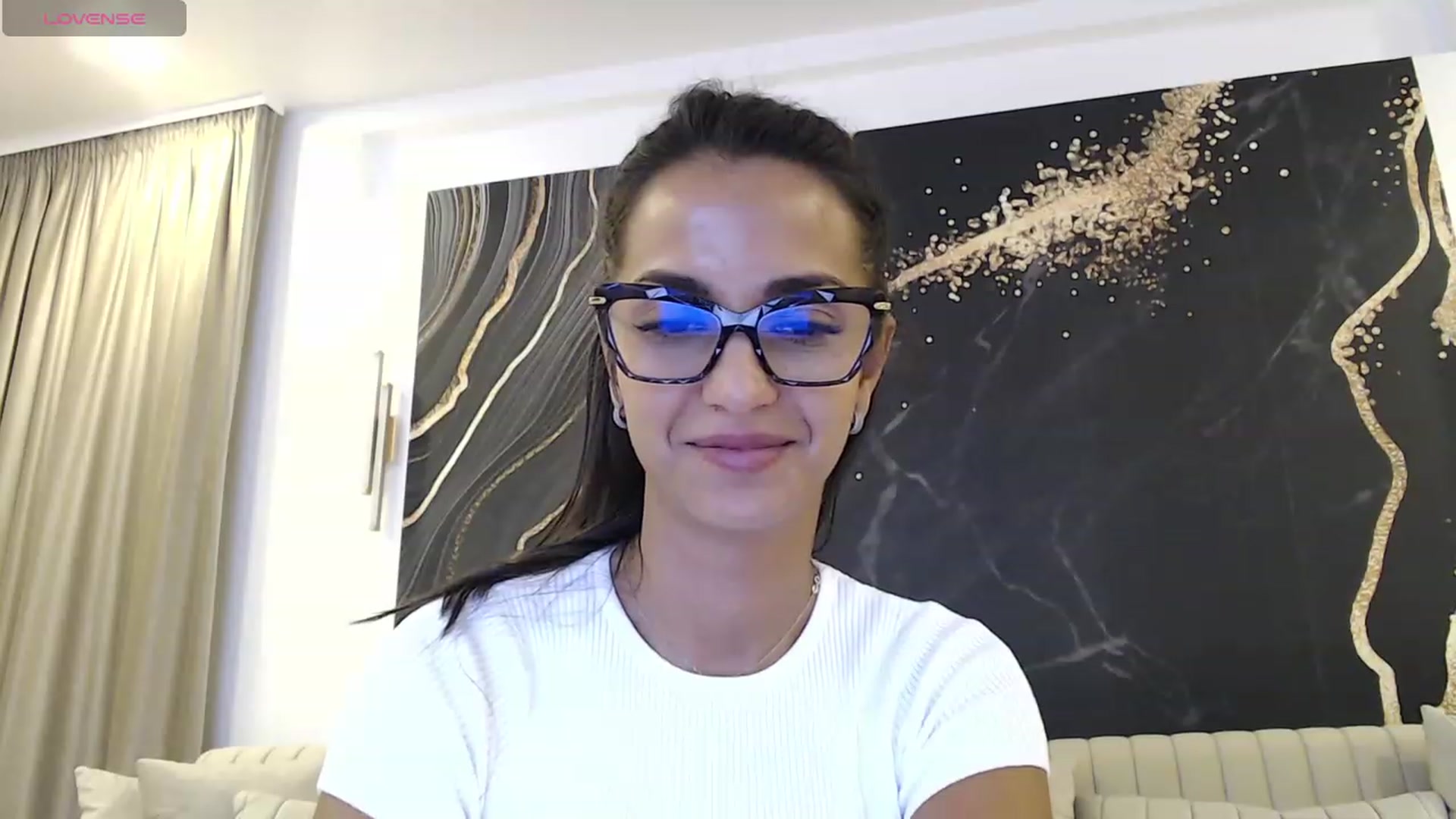 Gallery image thumbnail from Aana_lise's myfreecams stream on, 09/20/2023, 18:09 image 9 of 20