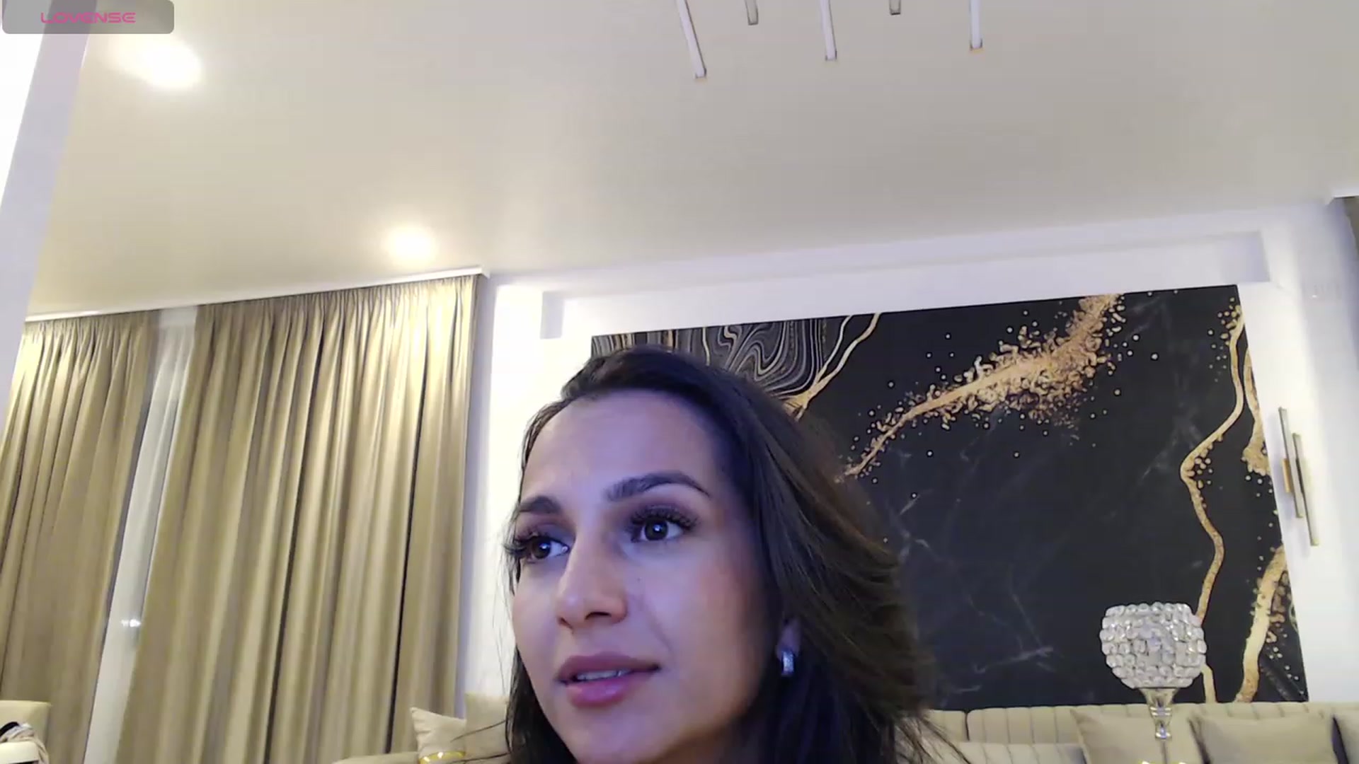 Gallery image thumbnail from Aana_lise's myfreecams stream on, 11/03/2023, 21:16 image 7 of 20