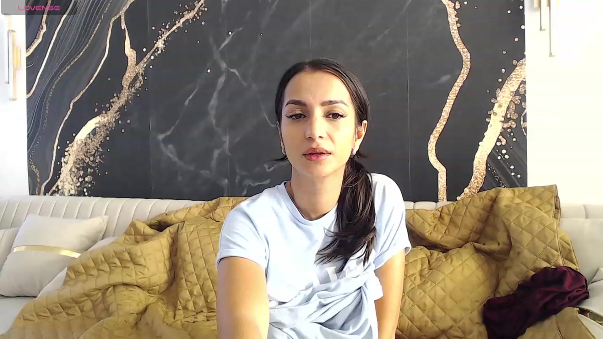 Gallery image thumbnail from Aana_lise's myfreecams stream on, 11/24/2023, 08:47 image 7 of 20