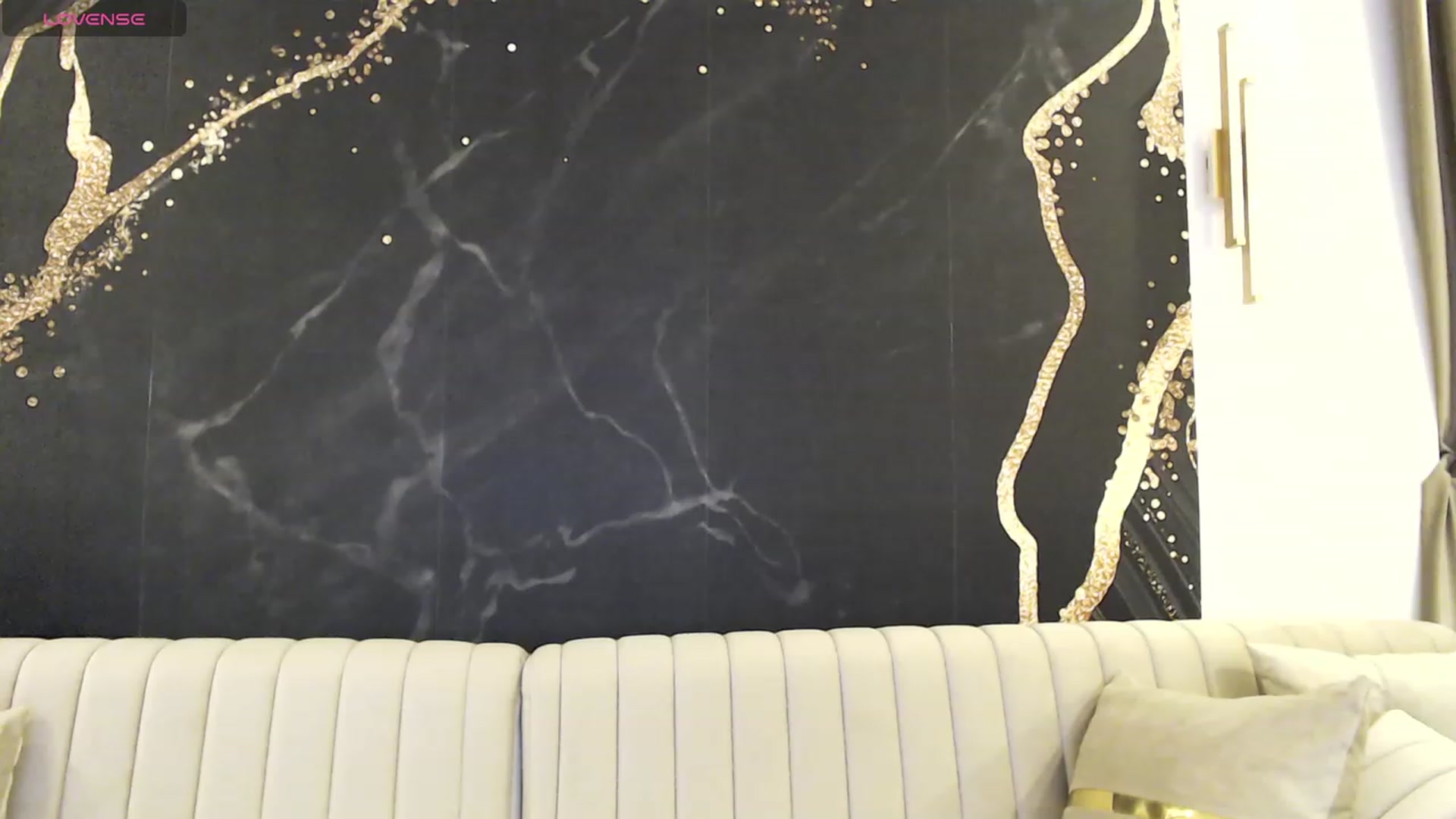 Gallery image thumbnail from Aana_lise's myfreecams stream on, 12/07/2023, 21:26 image 14 of 20