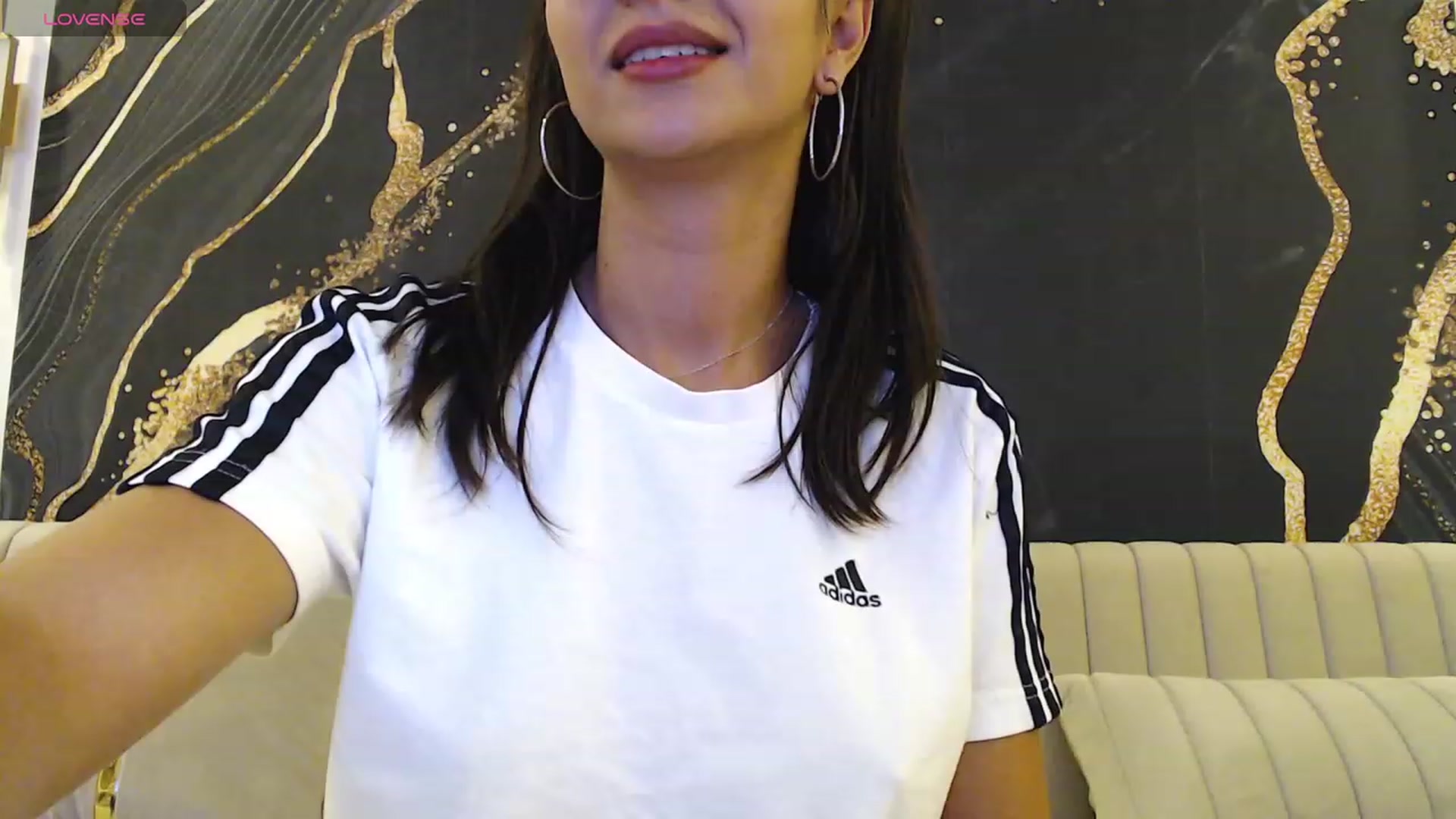 Gallery image thumbnail from Aana_lise's myfreecams stream on, 12/08/2023, 20:37 image 4 of 20