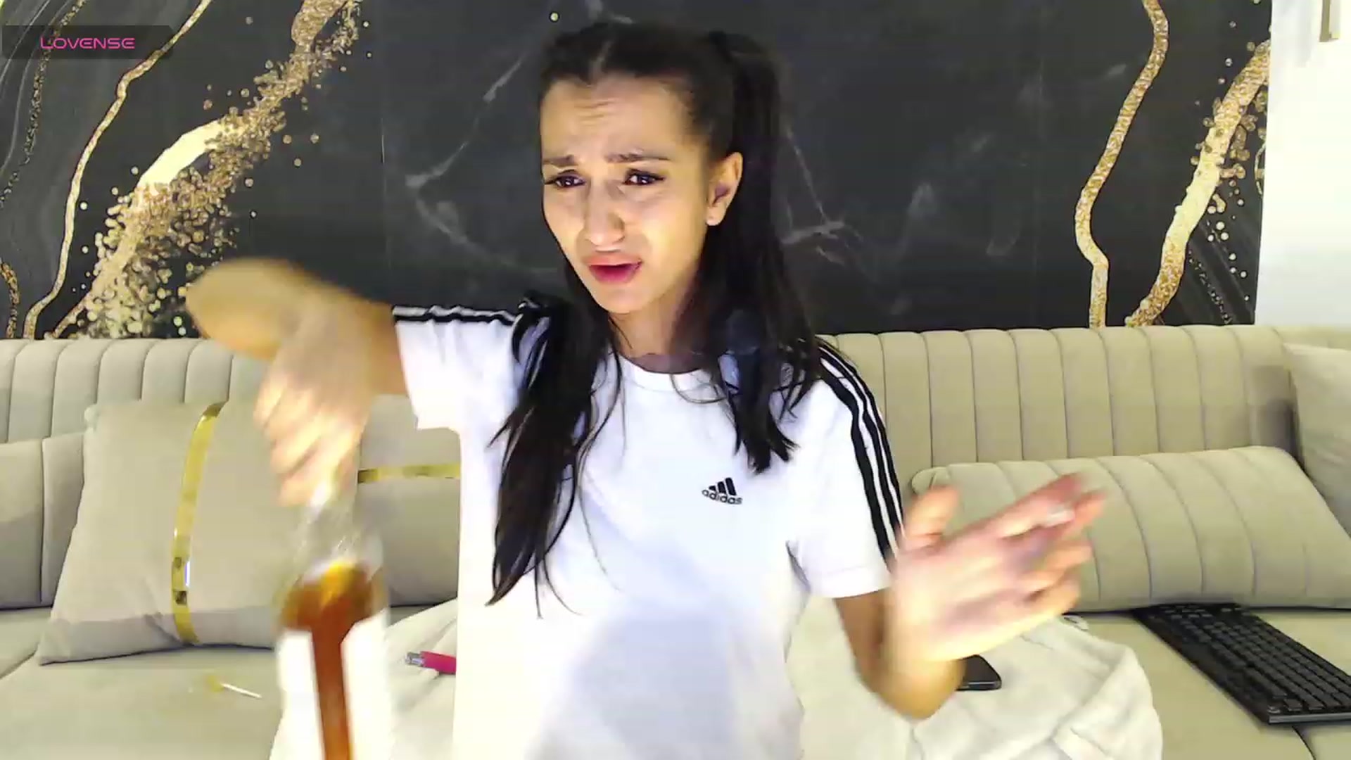 Gallery image thumbnail from Aana_lise's myfreecams stream on, 12/08/2023, 20:37 image 14 of 20