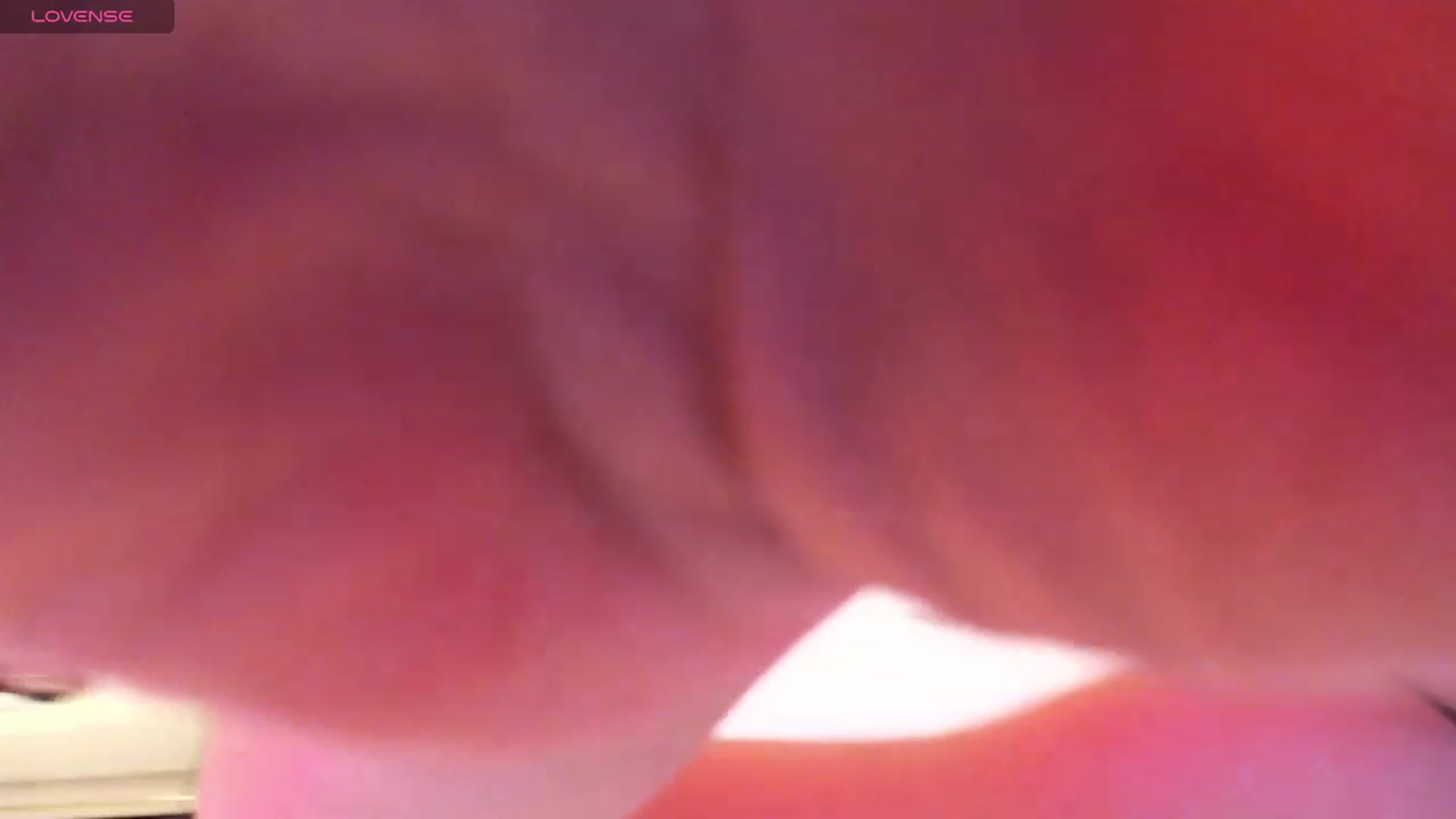 Gallery image thumbnail from Aana_lise's myfreecams stream on, 03/05/2024, 11:37 image 16 of 20