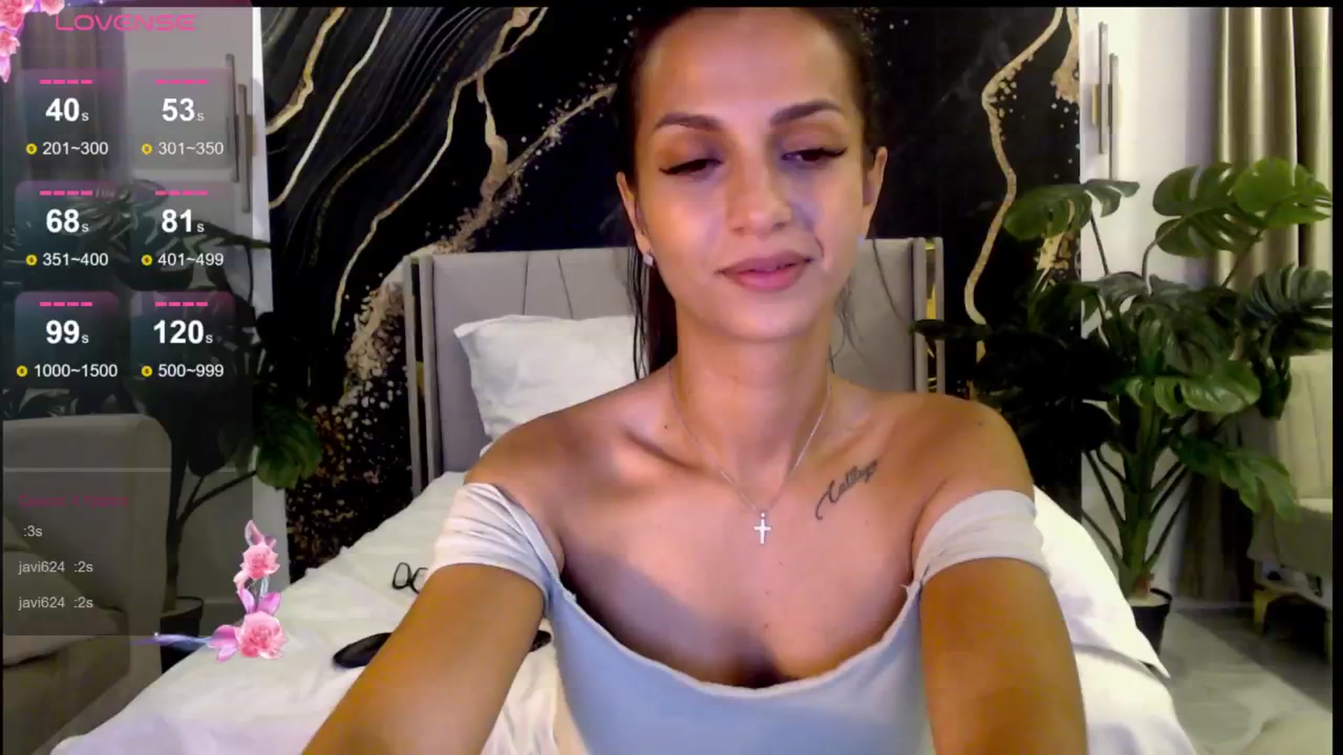 Gallery image thumbnail from Aana_lise's myfreecams stream on, 06/21/2024, 22:06 image 11 of 20