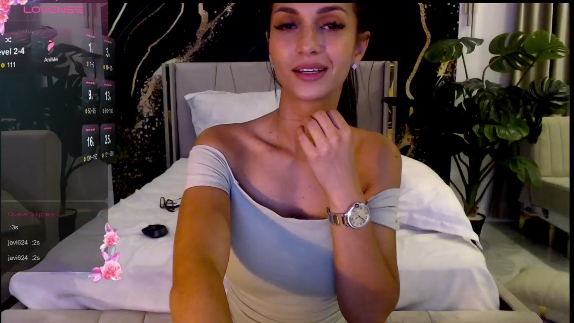 Gallery image thumbnail from Aana_lise's myfreecams stream on, 06/21/2024, 22:06 image 2 of 20