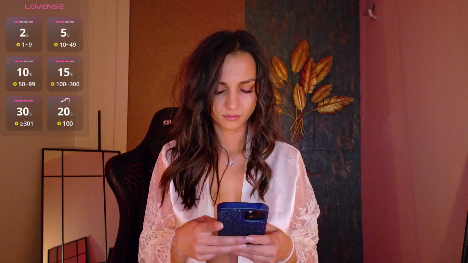 Gallery image thumbnail from Aana_lise's myfreecams stream on, 03/18/2025, 21:19 image 18 of 20