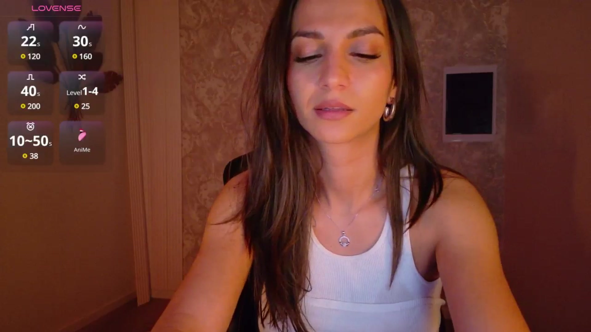 Gallery image thumbnail from Aana_lise's myfreecams stream on, 04/15/2025, 19:13 image 20 of 20