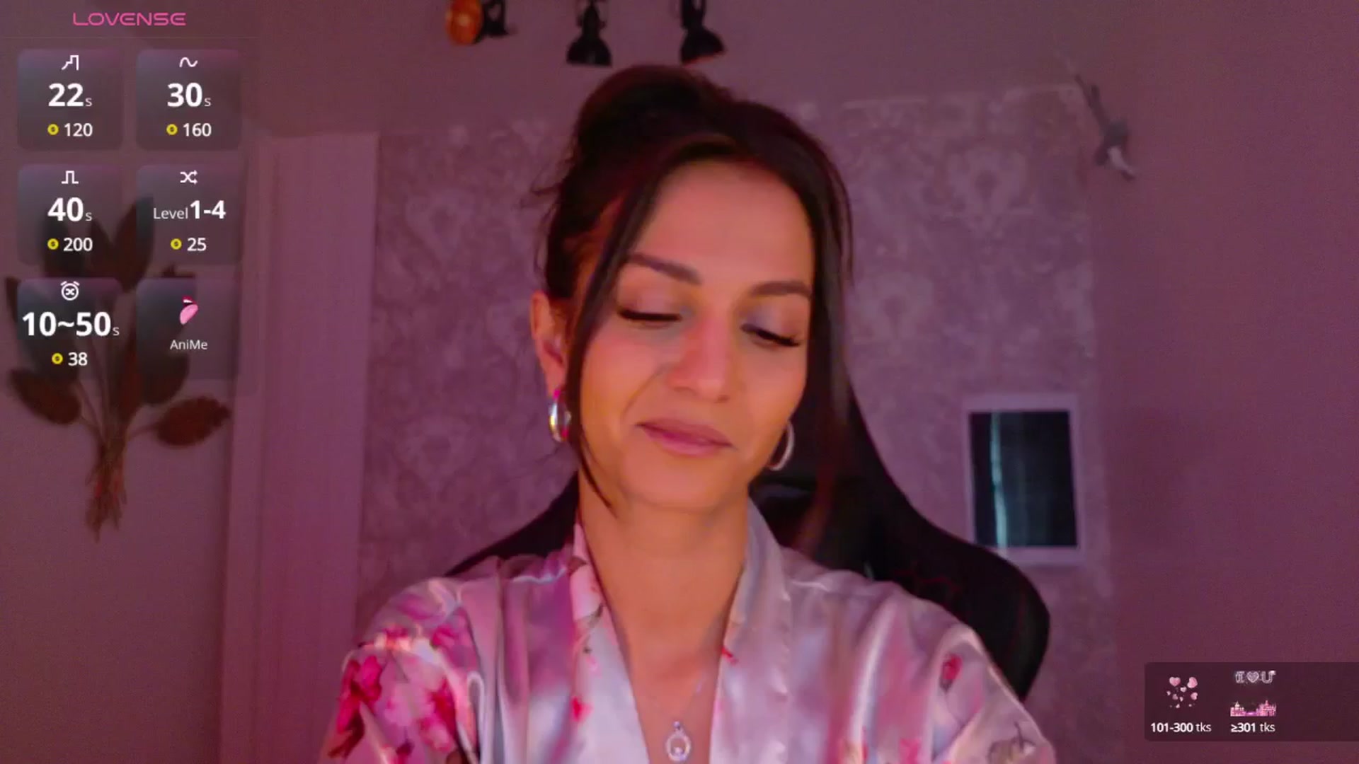 Gallery image thumbnail from Aana_lise's myfreecams stream on, 04/17/2025, 07:56 image 7 of 20