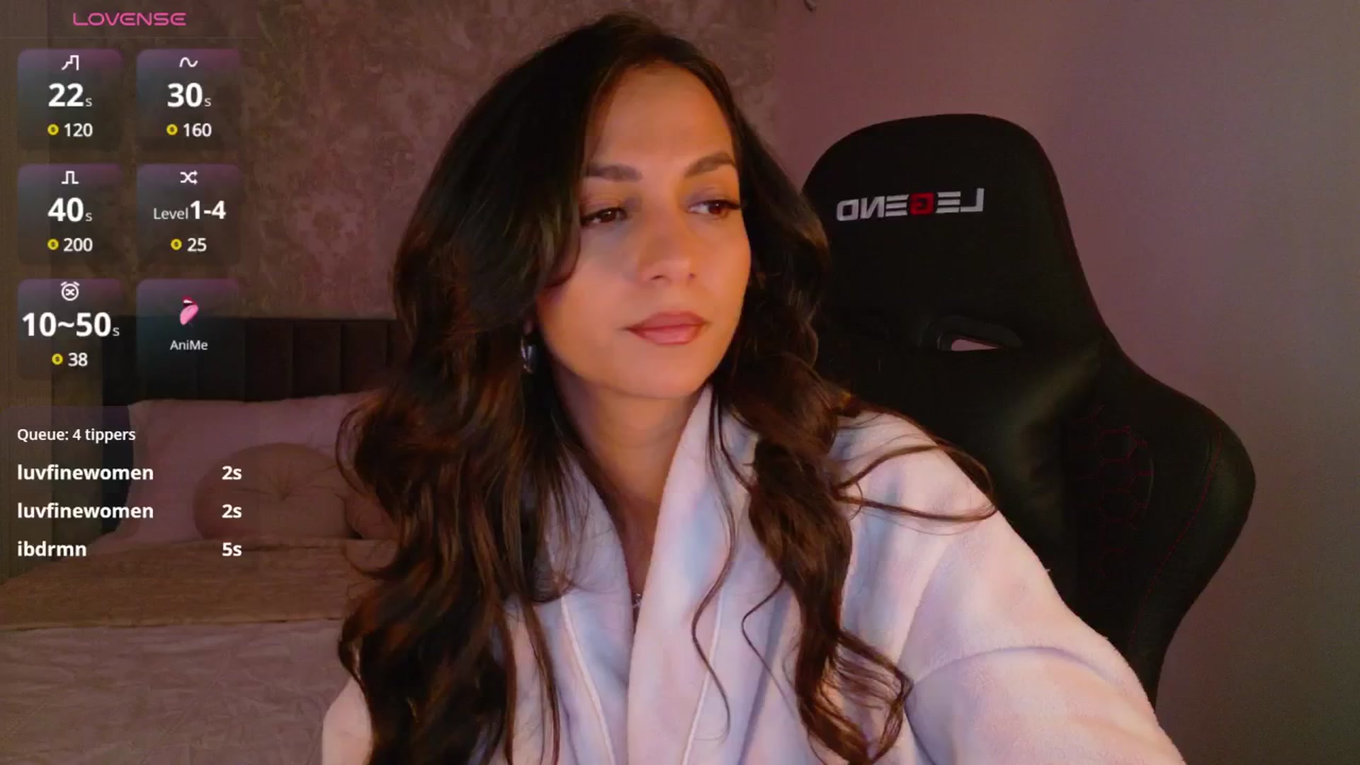 Gallery image thumbnail from Aana_lise's myfreecams stream on, 05/20/2025, 06:57 image 13 of 20