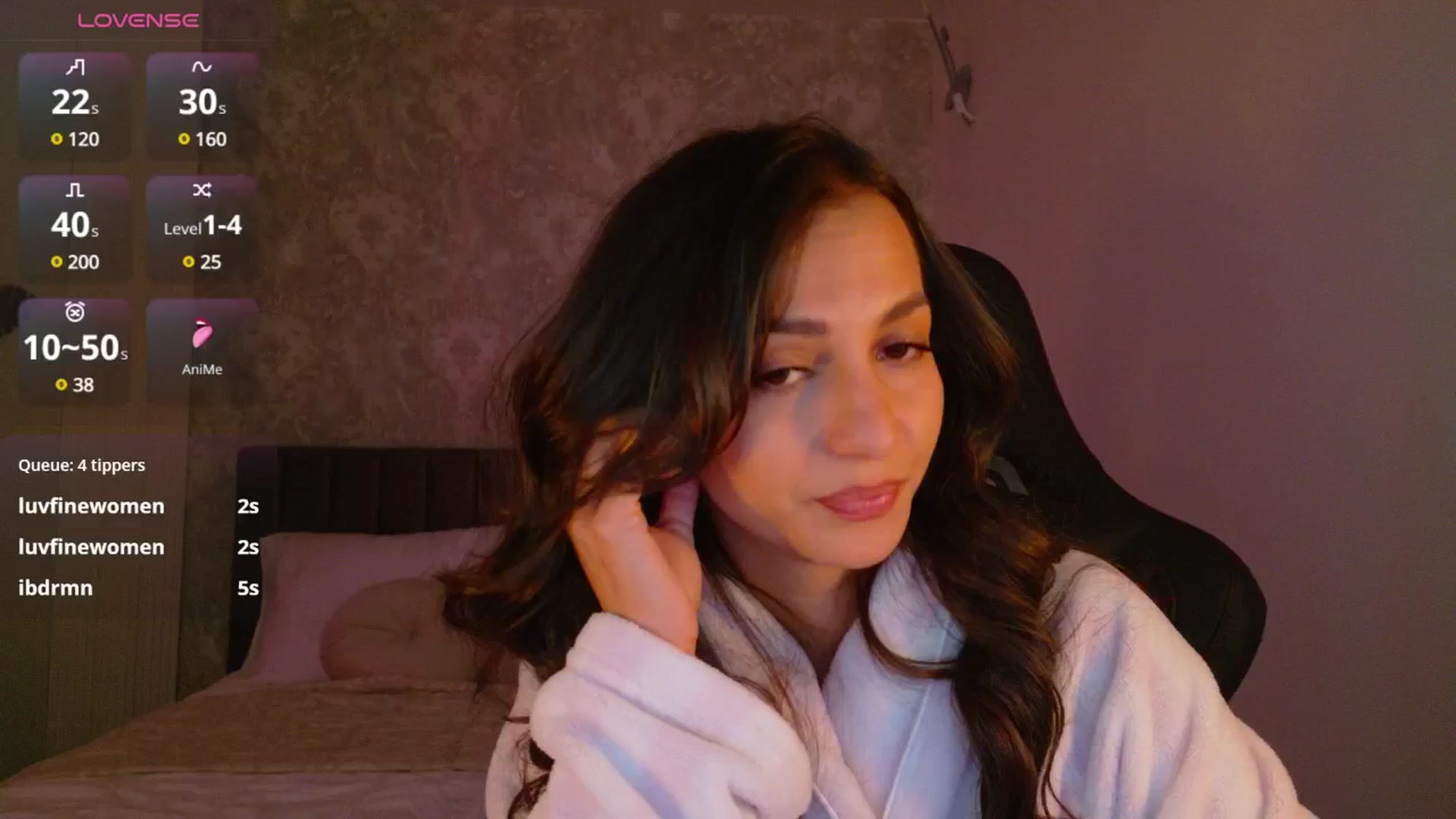 Gallery image thumbnail from Aana_lise's myfreecams stream on, 05/20/2025, 06:57 image 19 of 20