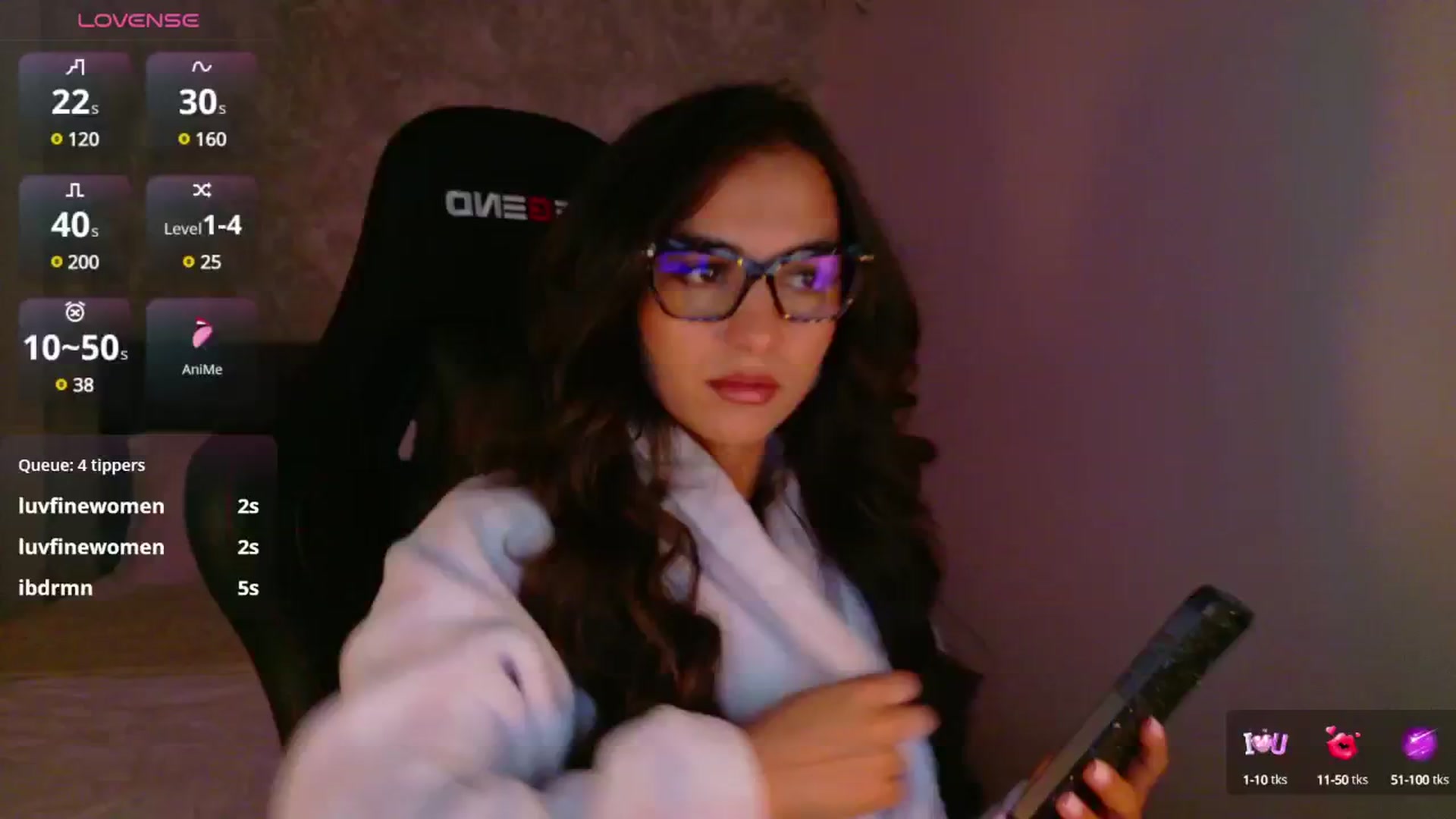 Gallery image thumbnail from Aana_lise's myfreecams stream on, 05/20/2025, 06:57 image 6 of 20