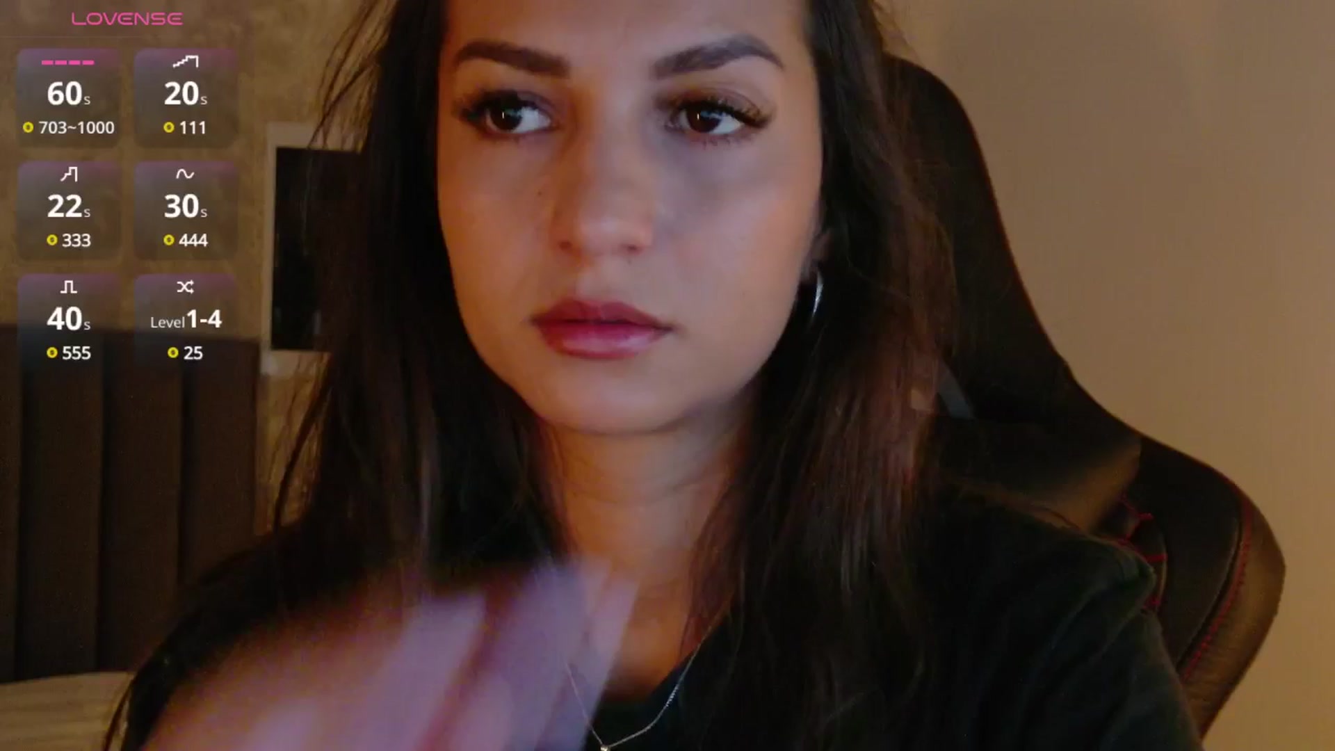 Gallery image thumbnail from Aana_lise's myfreecams stream on, 06/06/2025, 06:42 image 4 of 20
