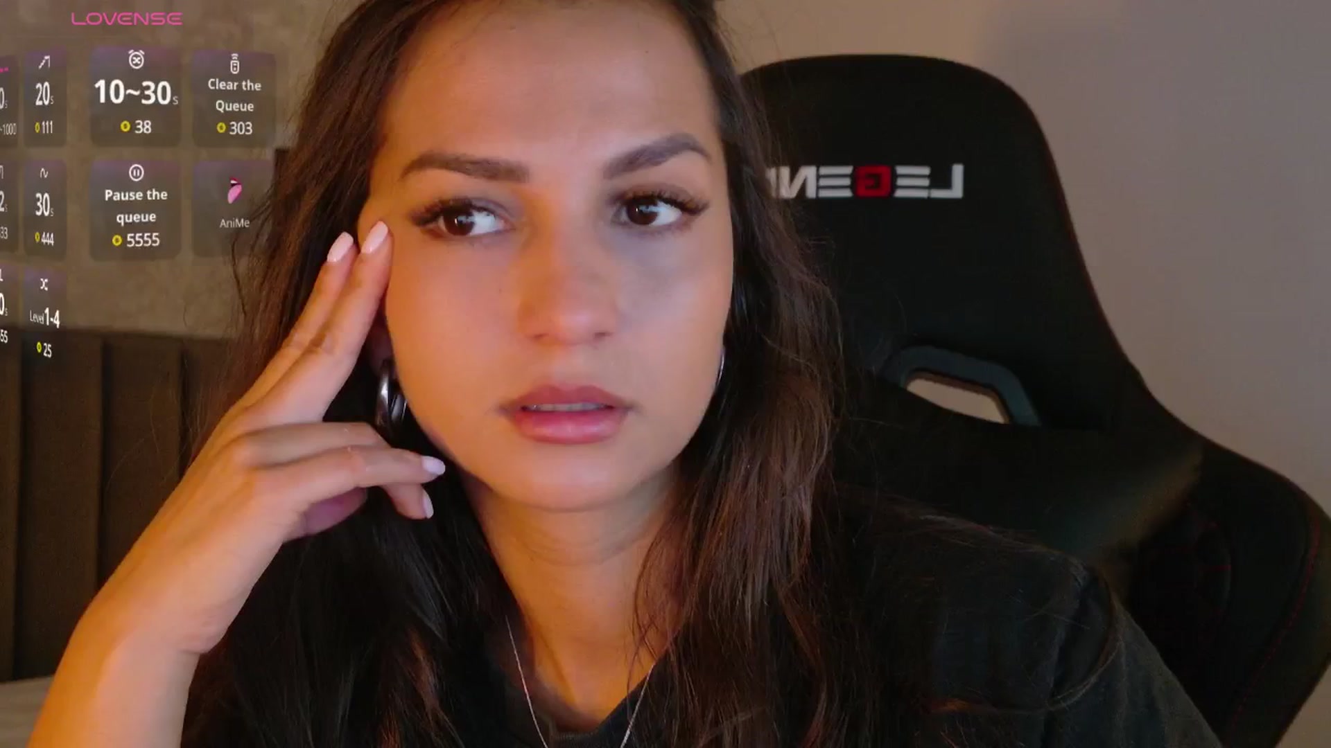 Gallery image thumbnail from Aana_lise's myfreecams stream on, 06/06/2025, 06:42 image 2 of 20