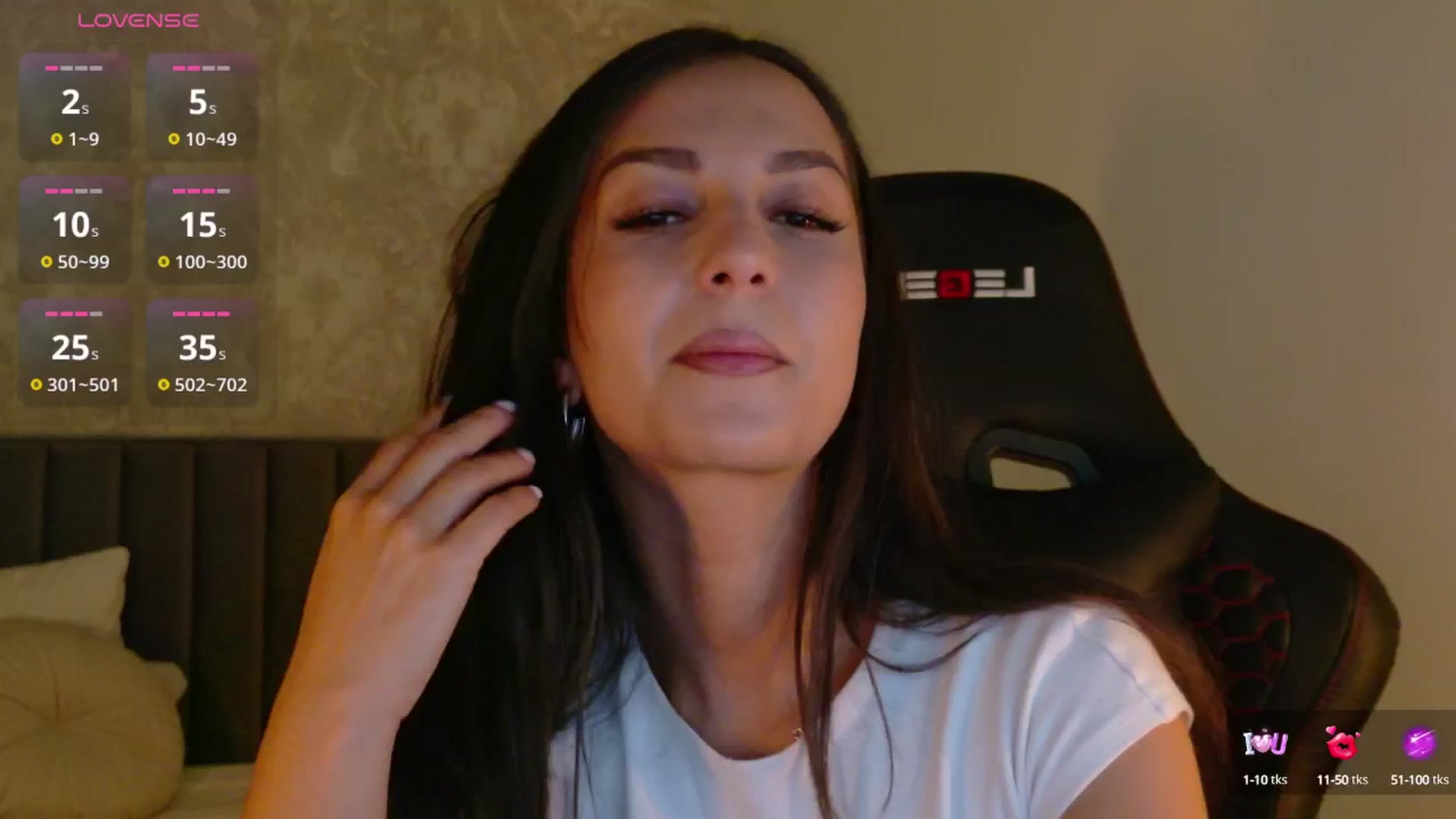 Gallery image thumbnail from Aana_lise's myfreecams stream on, 06/11/2025, 08:38 image 16 of 20