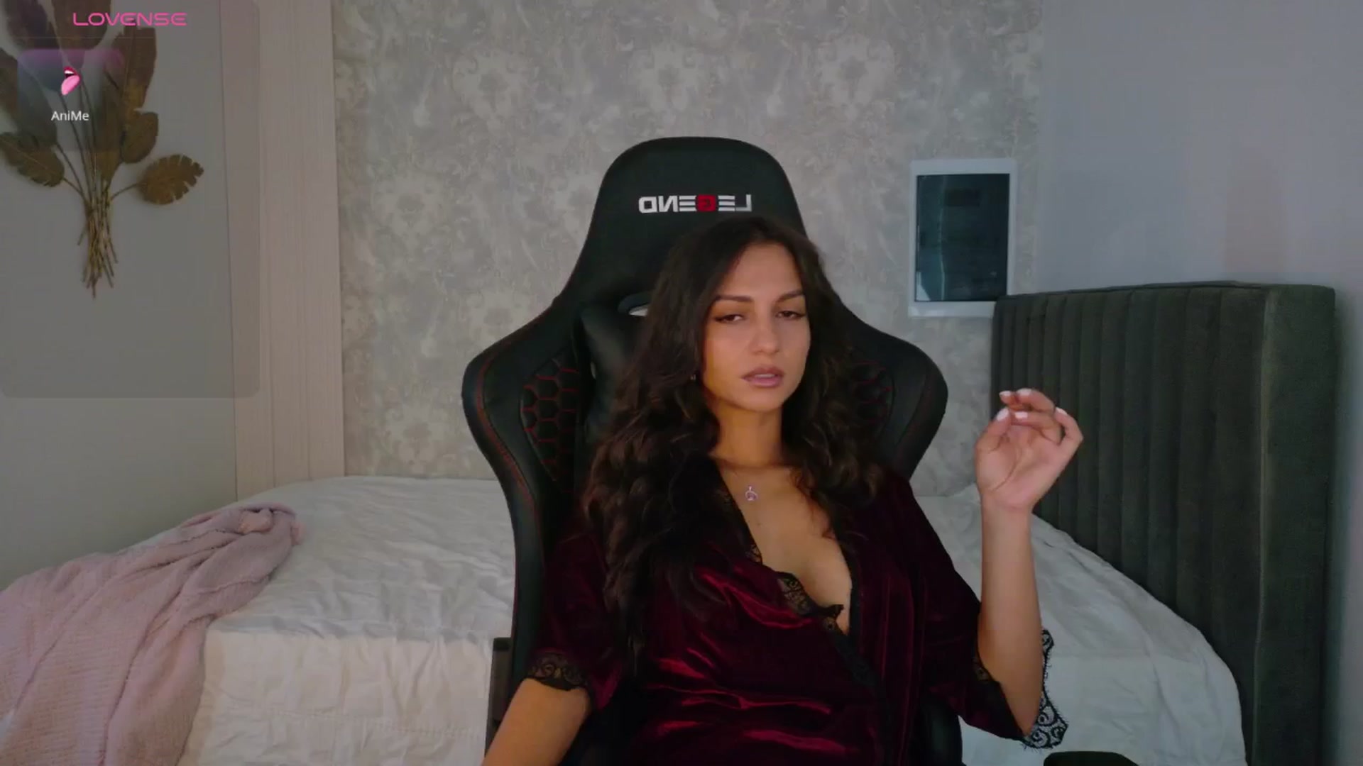 Gallery image thumbnail from Aana_lise's myfreecams stream on, 07/22/2025, 06:32 image 12 of 20