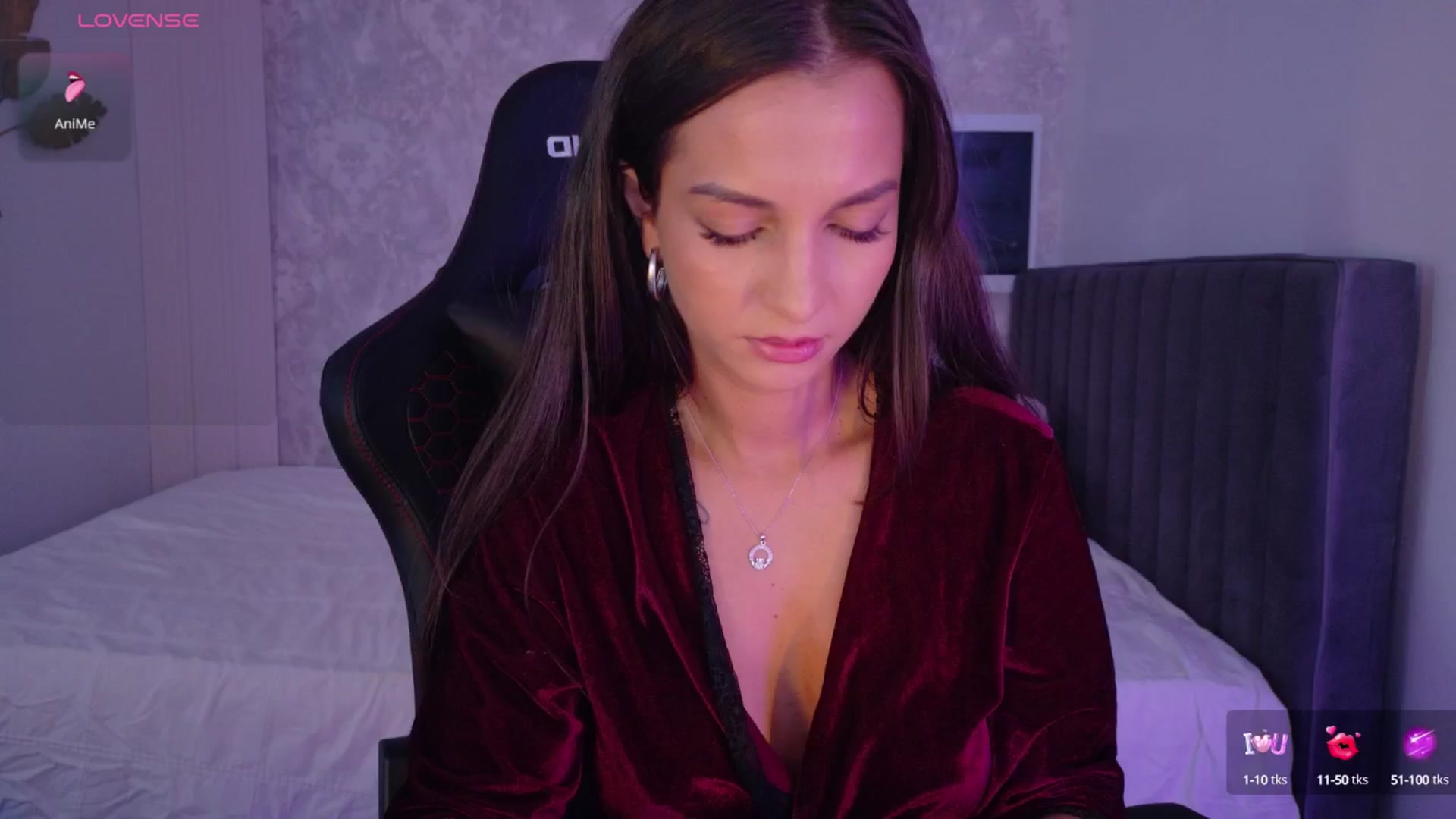 Gallery image thumbnail from Aana_lise's myfreecams stream on, 08/05/2025, 07:06 image 2 of 20