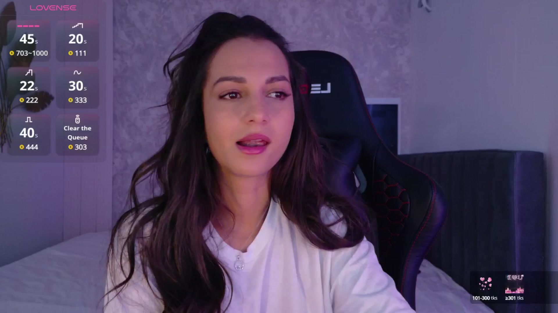 Gallery image thumbnail from Aana_lise's myfreecams stream on, 08/06/2025, 06:11 image 16 of 20