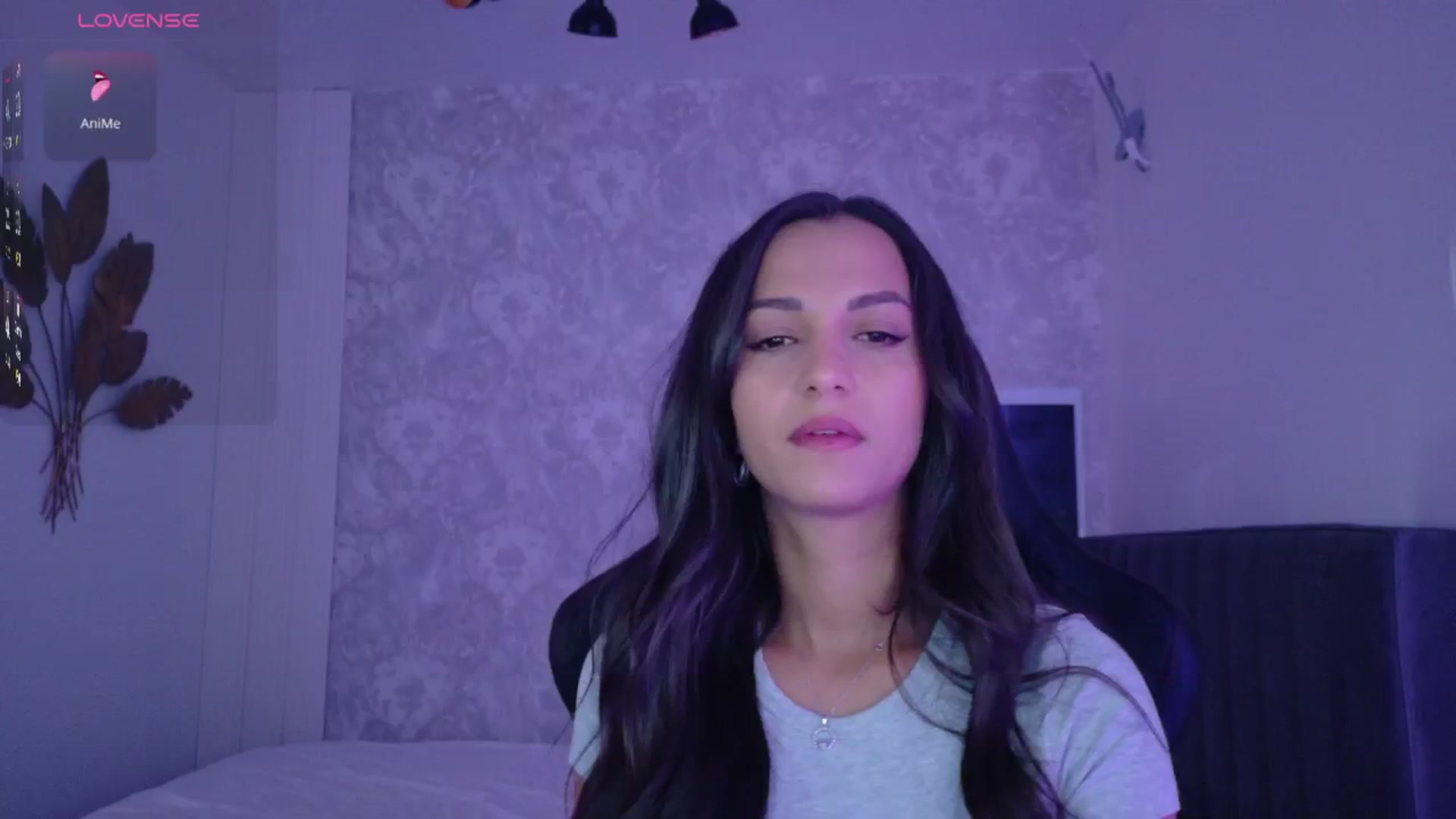 Gallery image thumbnail from Aana_lise's myfreecams stream on, 08/07/2025, 05:03 image 10 of 20