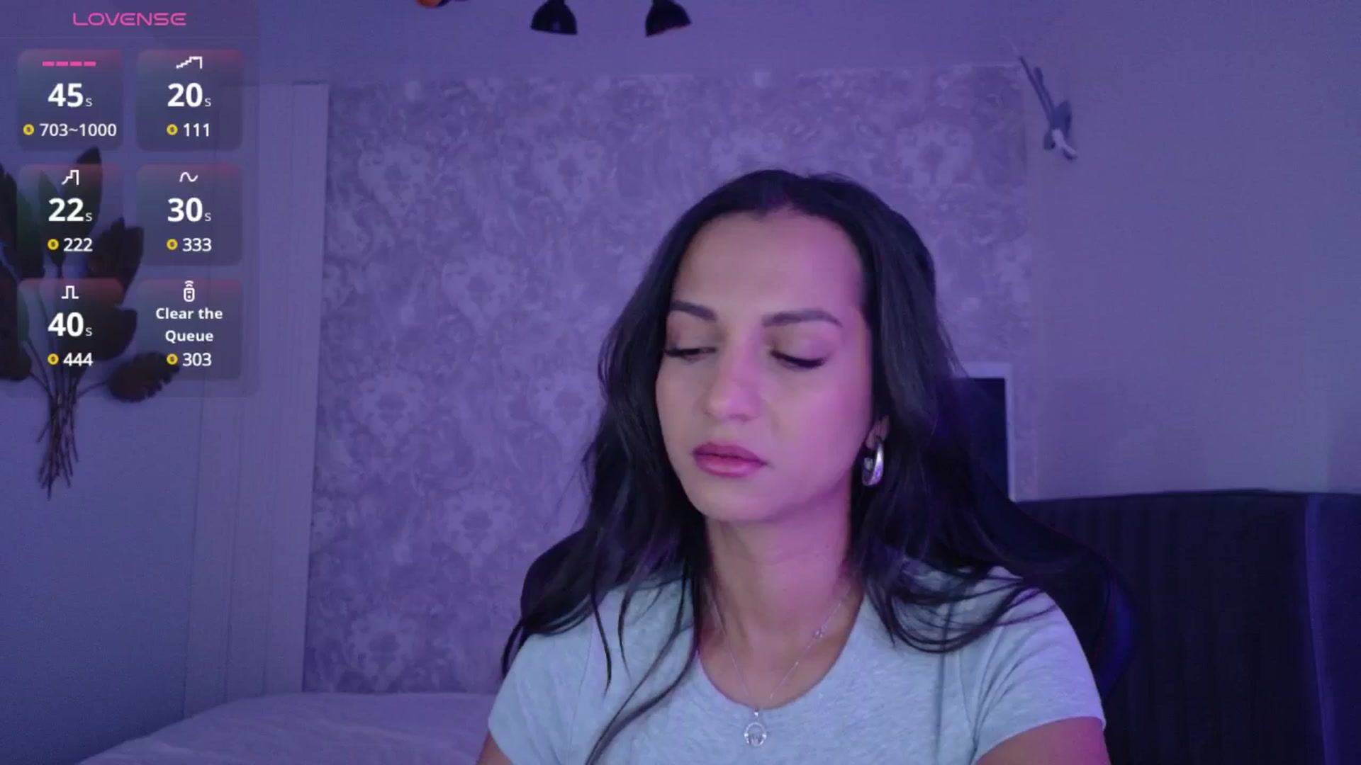 Gallery image thumbnail from Aana_lise's myfreecams stream on, 08/07/2025, 05:03 image 17 of 20