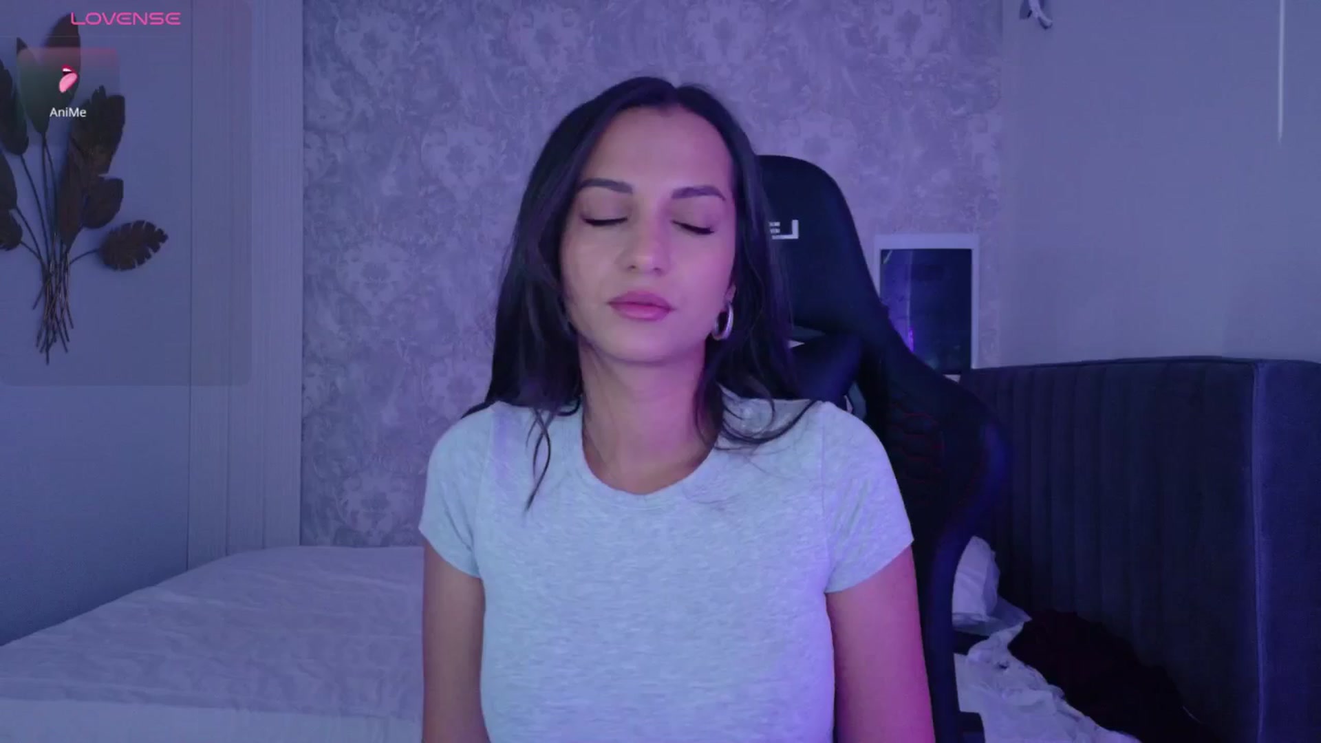 Gallery image thumbnail from Aana_lise's myfreecams stream on, 08/07/2025, 05:49 image 5 of 20