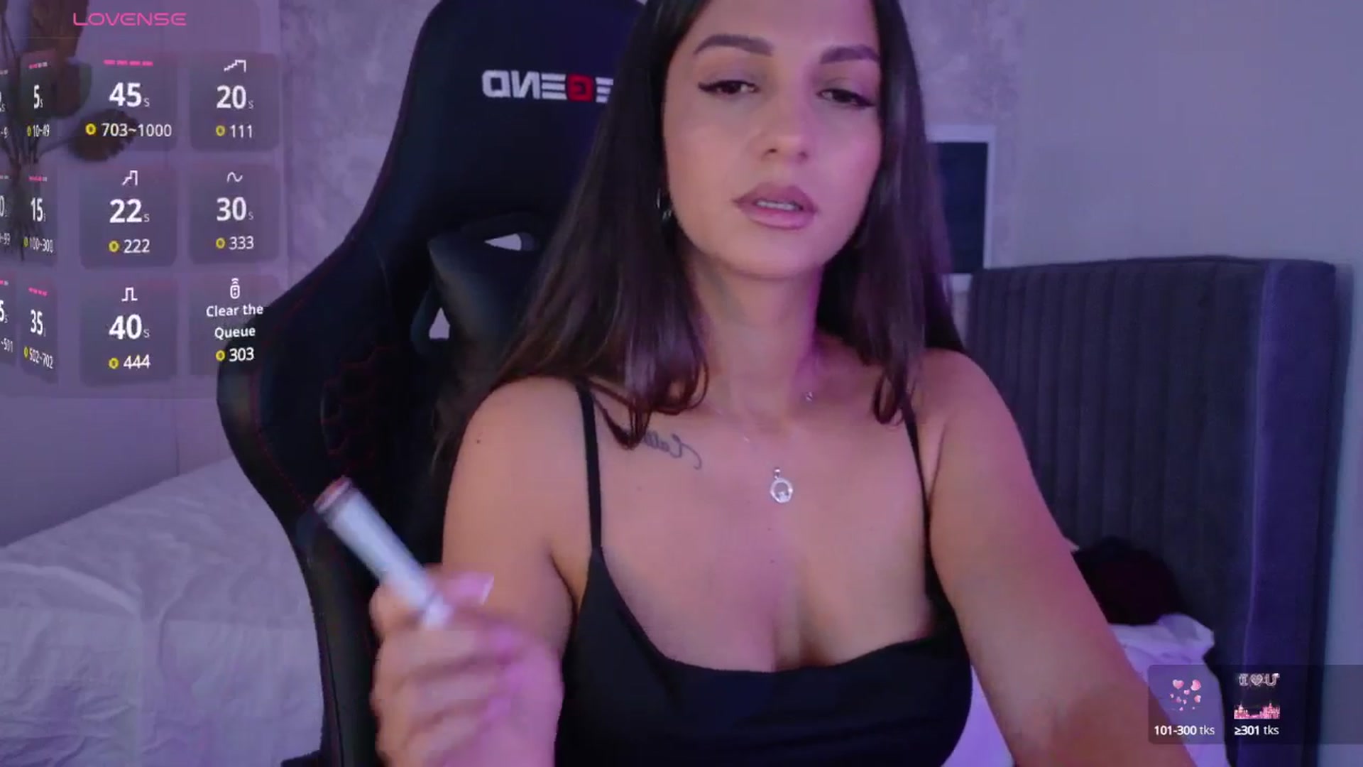 Gallery image thumbnail from Aana_lise's myfreecams stream on, 08/09/2025, 08:15 image 8 of 20