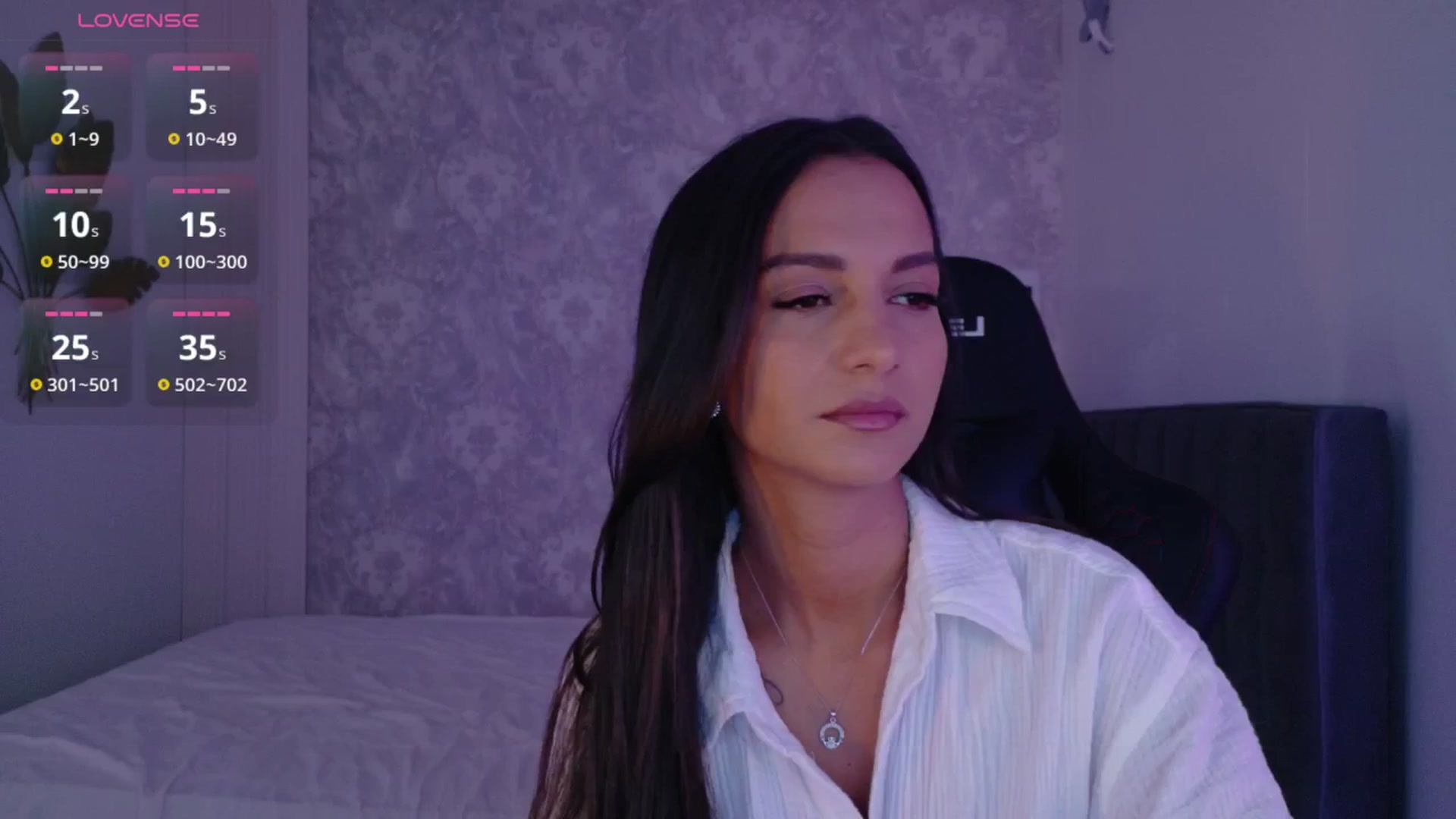 Gallery image thumbnail from Aana_lise's myfreecams stream on, 08/10/2025, 08:52 image 3 of 20