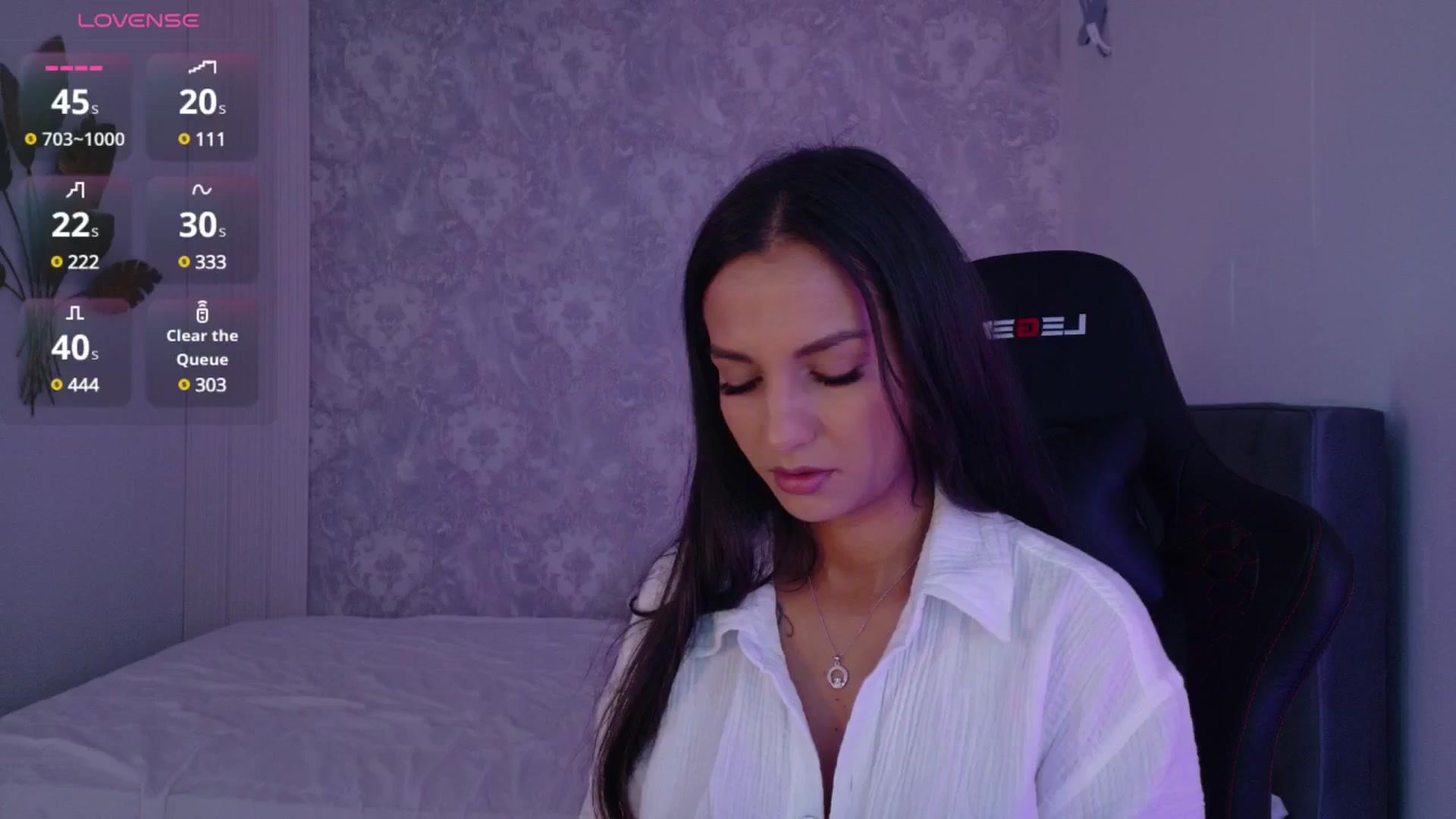 Gallery image thumbnail from Aana_lise's myfreecams stream on, 08/10/2025, 08:52 image 2 of 20
