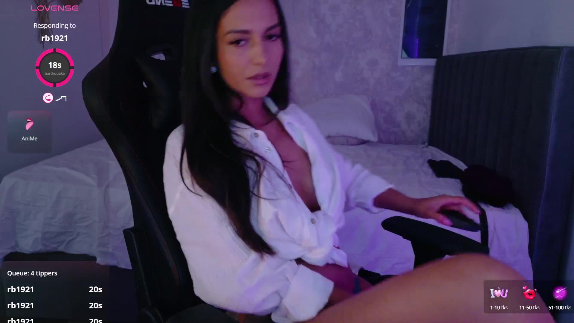Gallery image thumbnail from Aana_lise's myfreecams stream on, 08/10/2025, 08:52 image 8 of 20